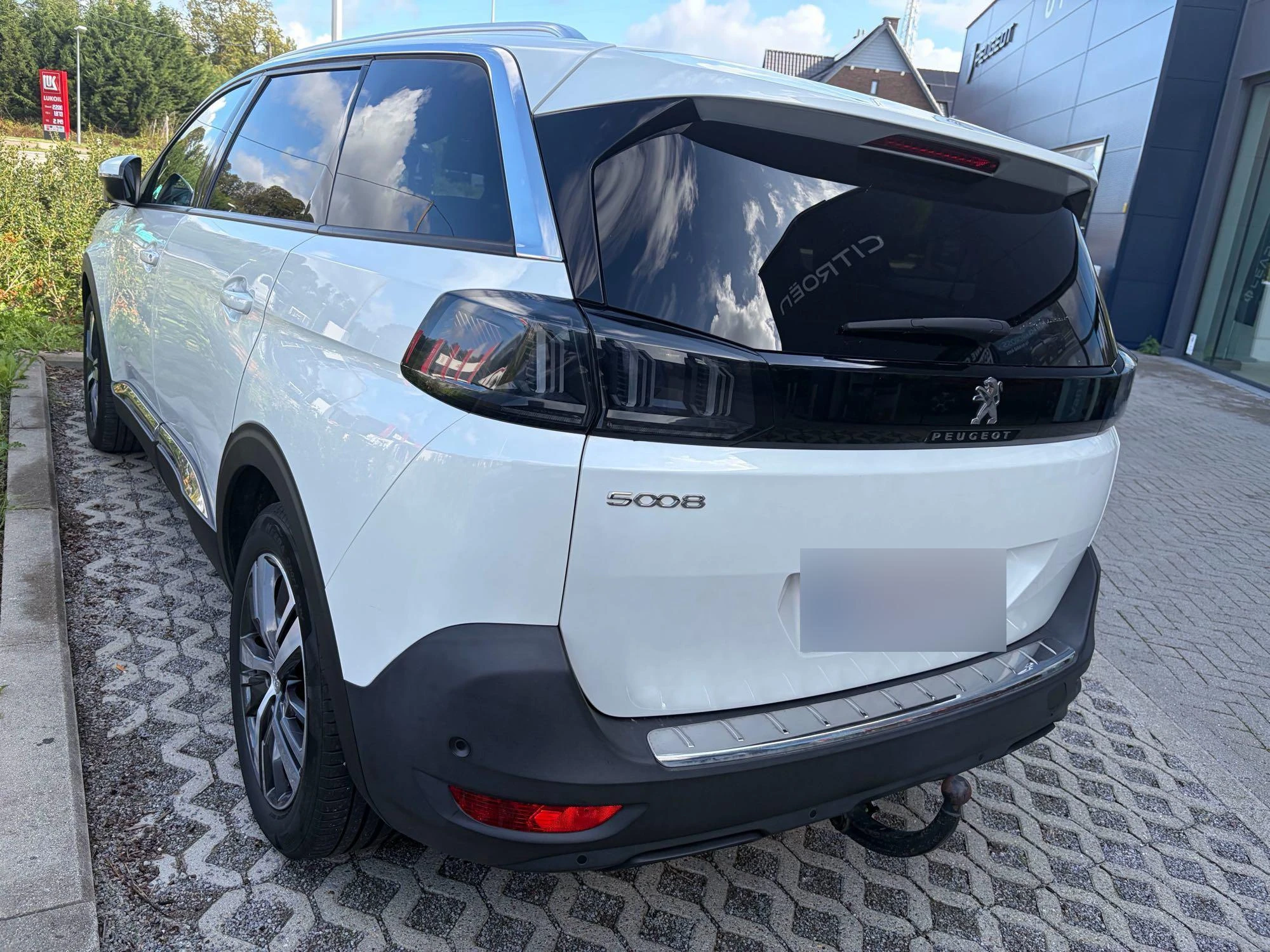 Peugeot-5008-image-6