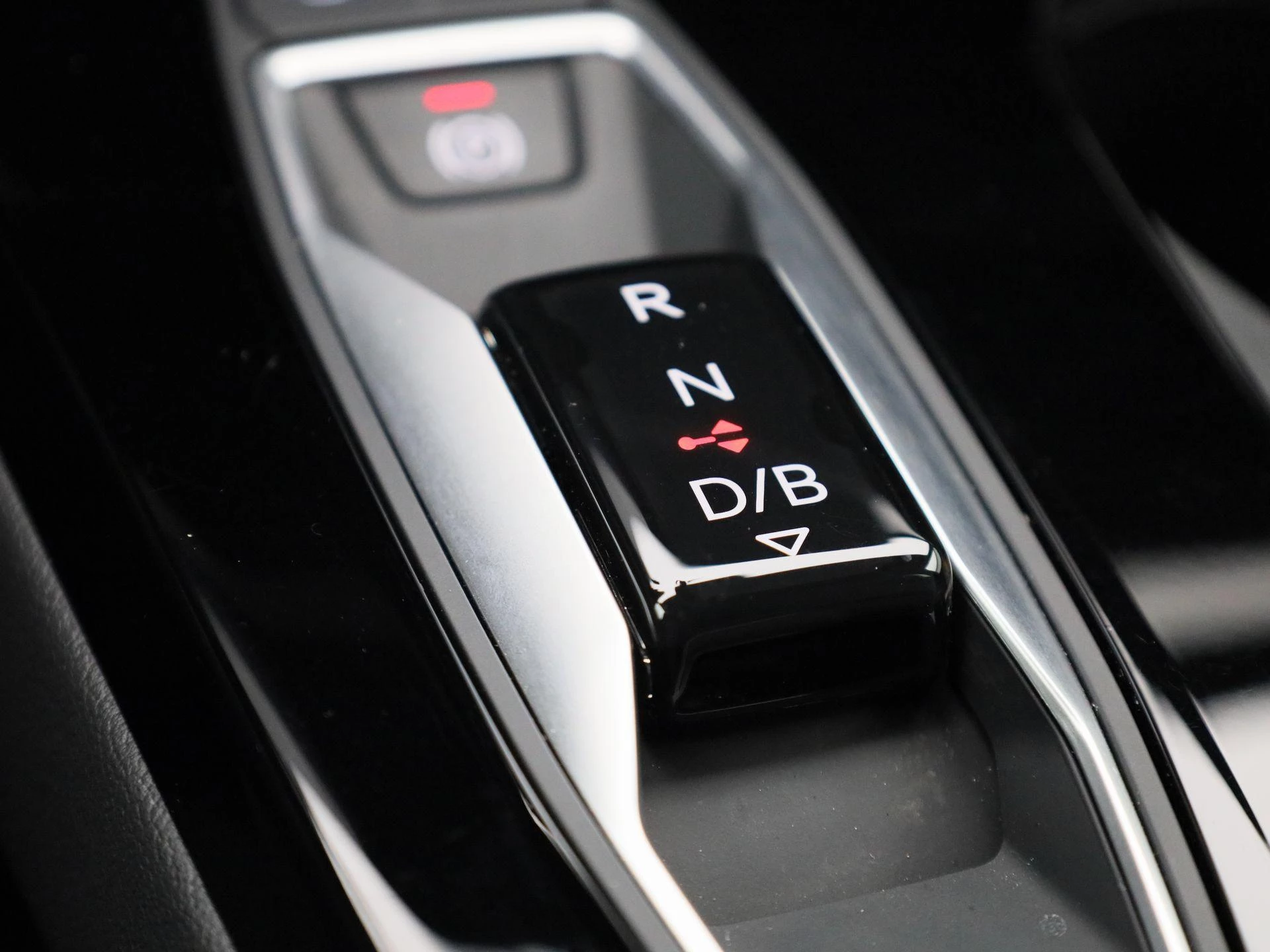 Audi-Q6 e-tron-image-21