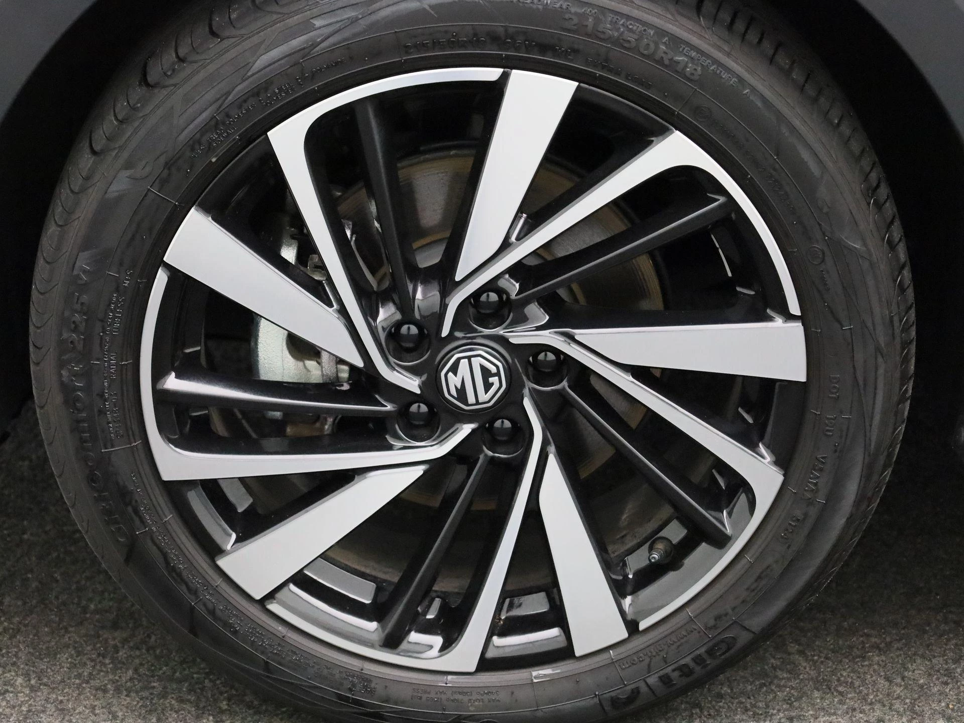 MG ZS 1.5 Hybrid+ Aut. Luxury