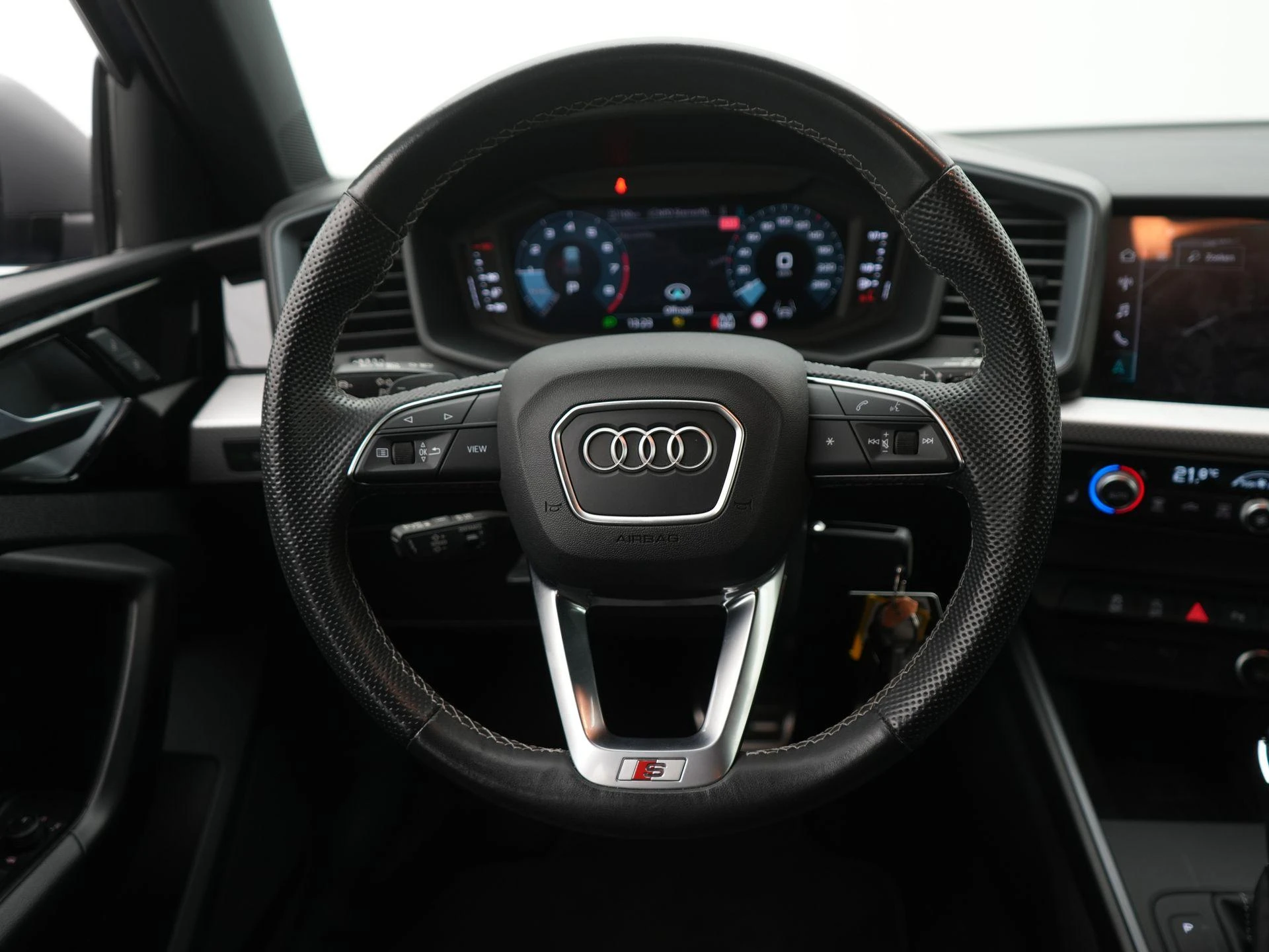 Audi-A1 Sportback-image-7