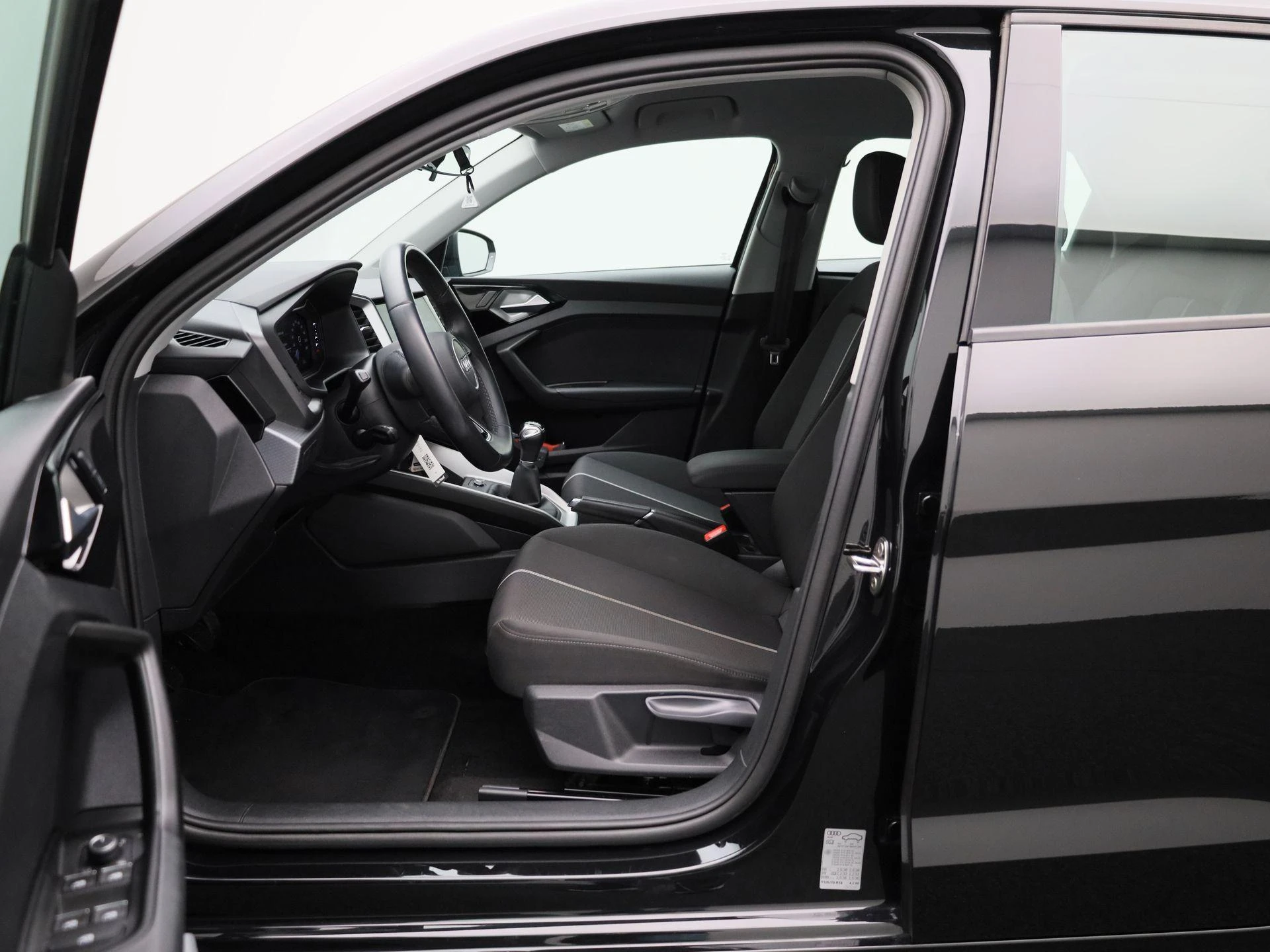 Audi-A1 Sportback-image-8