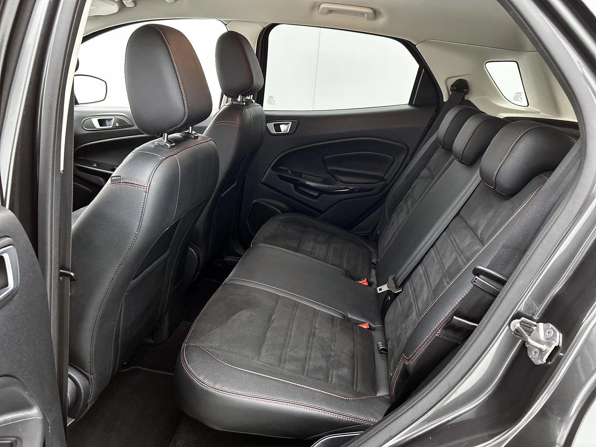 Ford-EcoSport-image-25