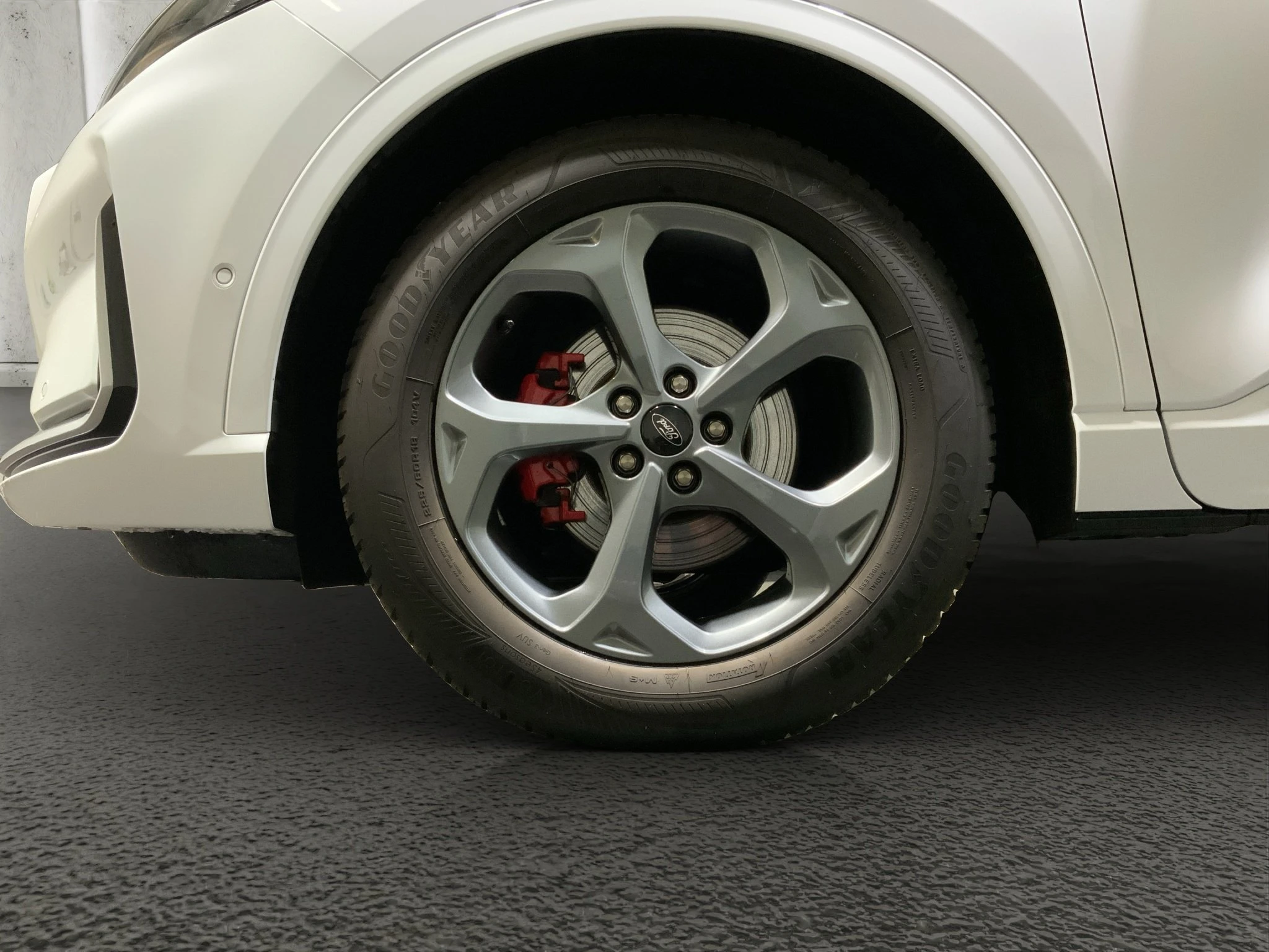 Ford-Kuga-image-8