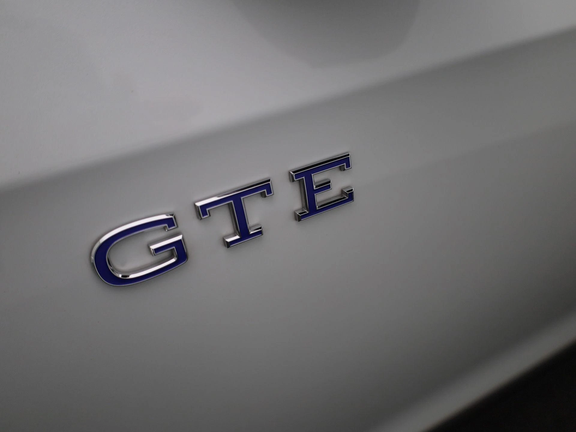 Volkswagen-Golf-image-14