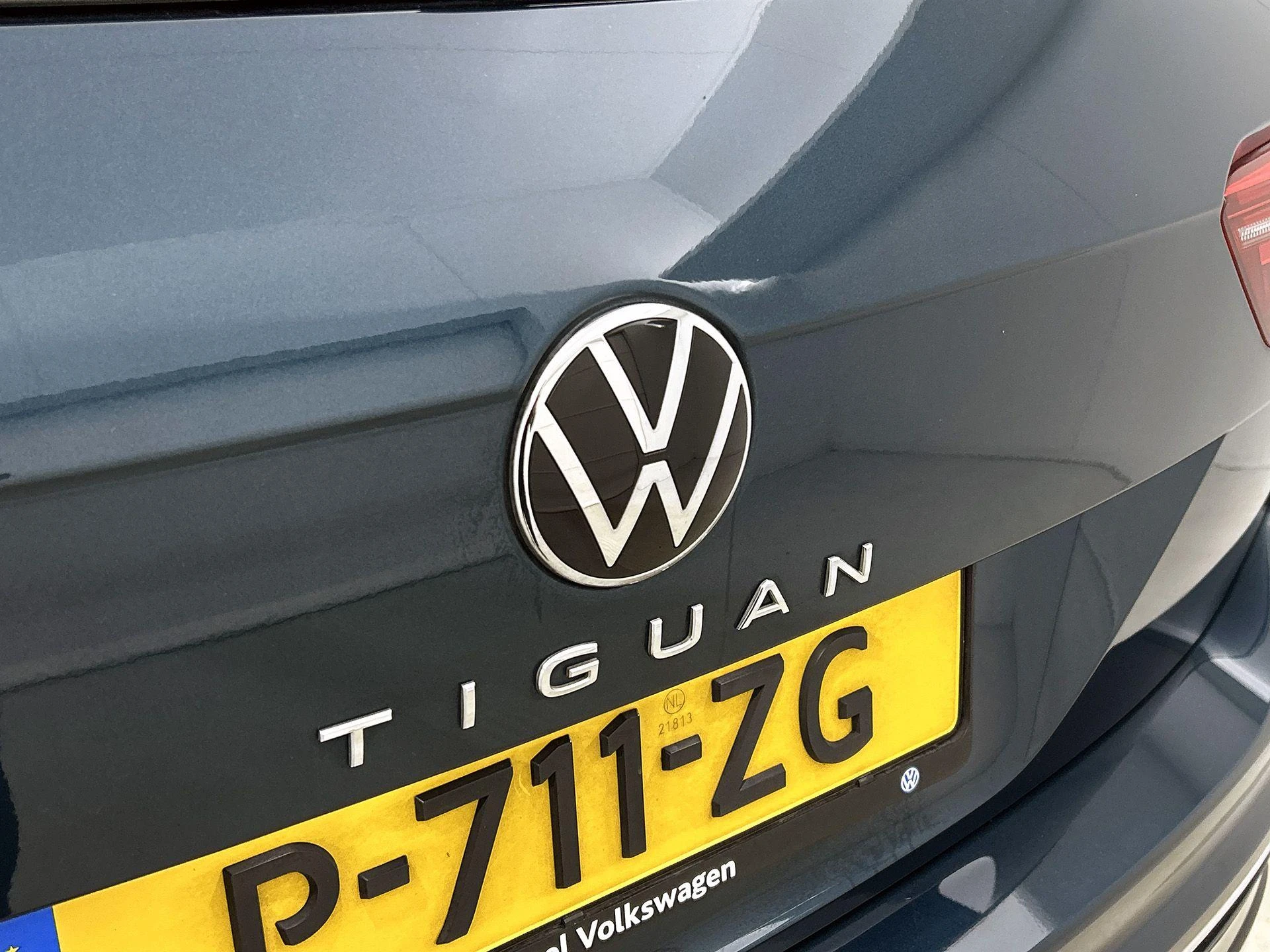 Volkswagen-Tiguan-image-8