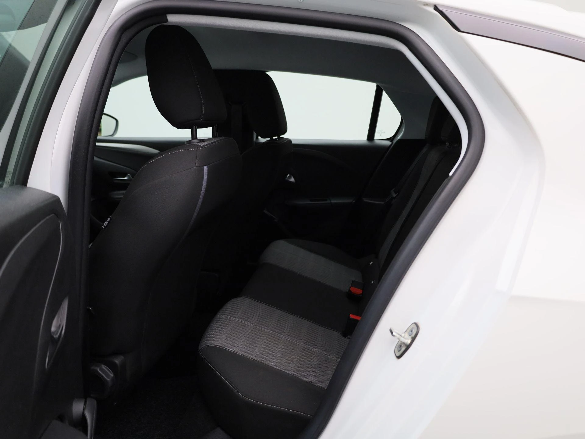 Opel-Corsa-image-9