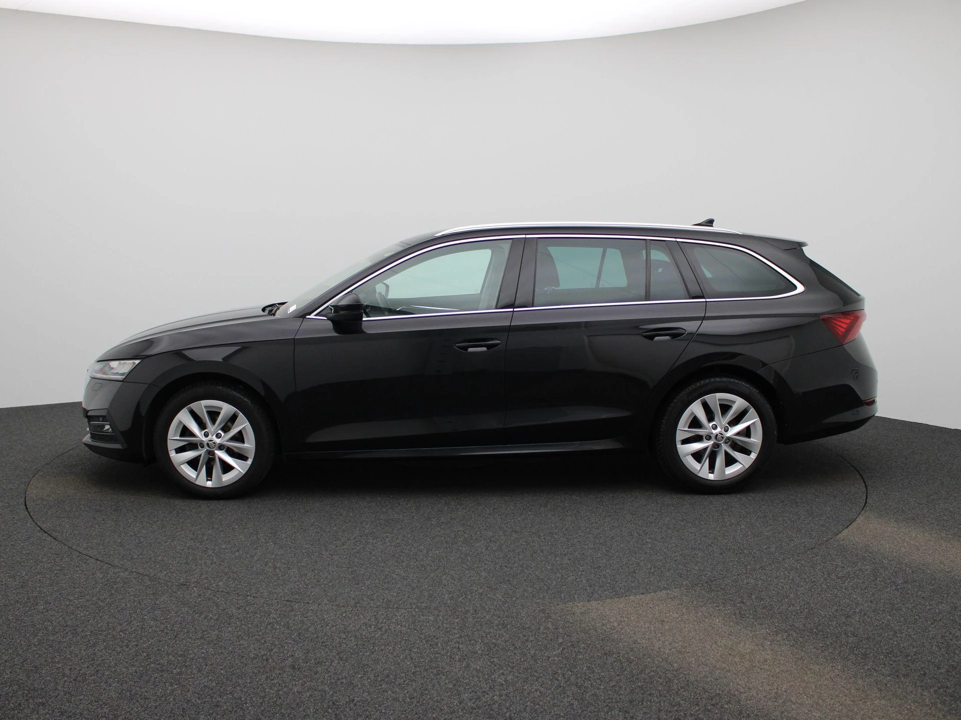 Škoda Octavia Combi 1.0 e-TSI Business Edition Plus