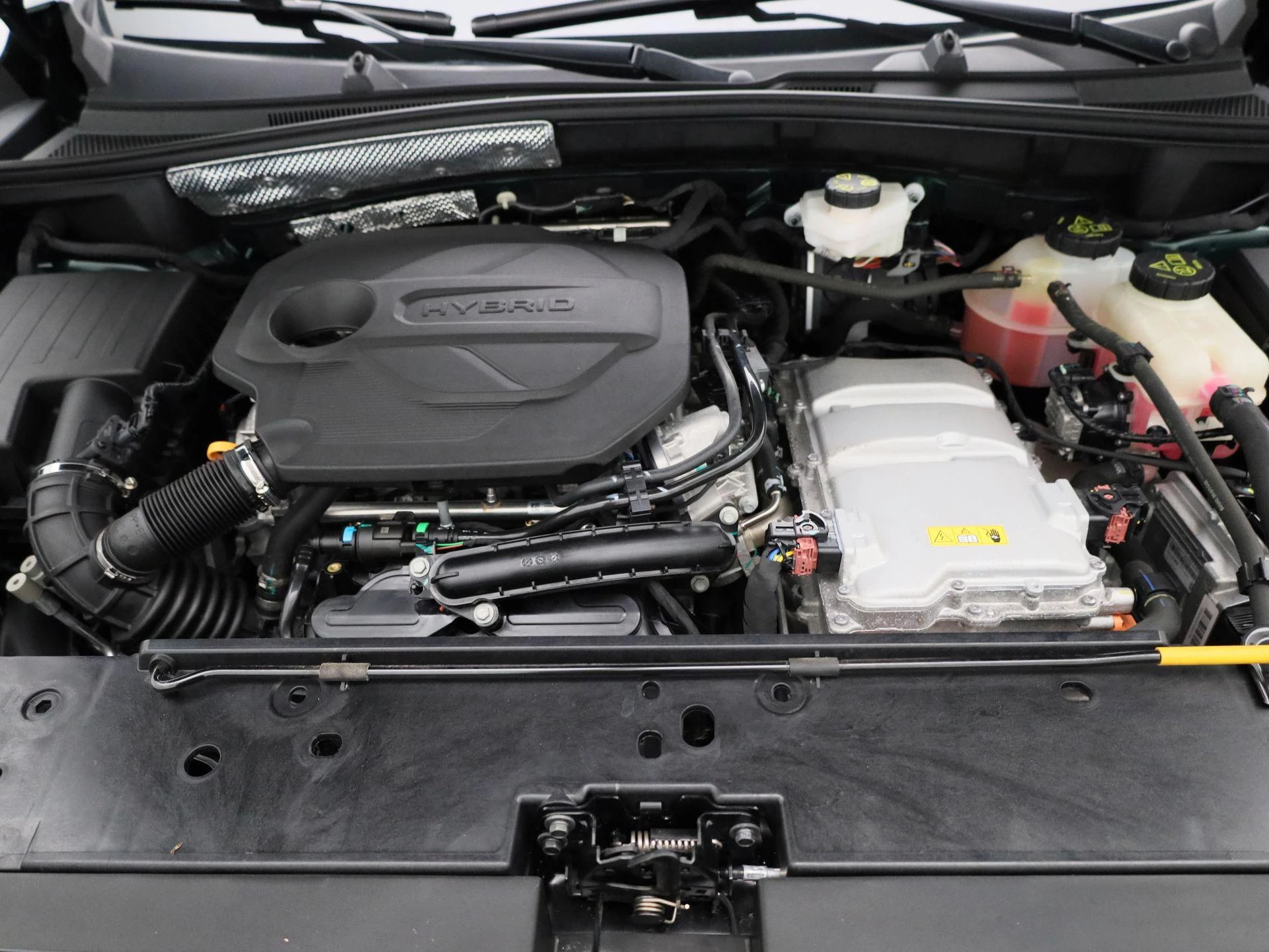 MG ZS 1.5 Hybrid+ Luxury