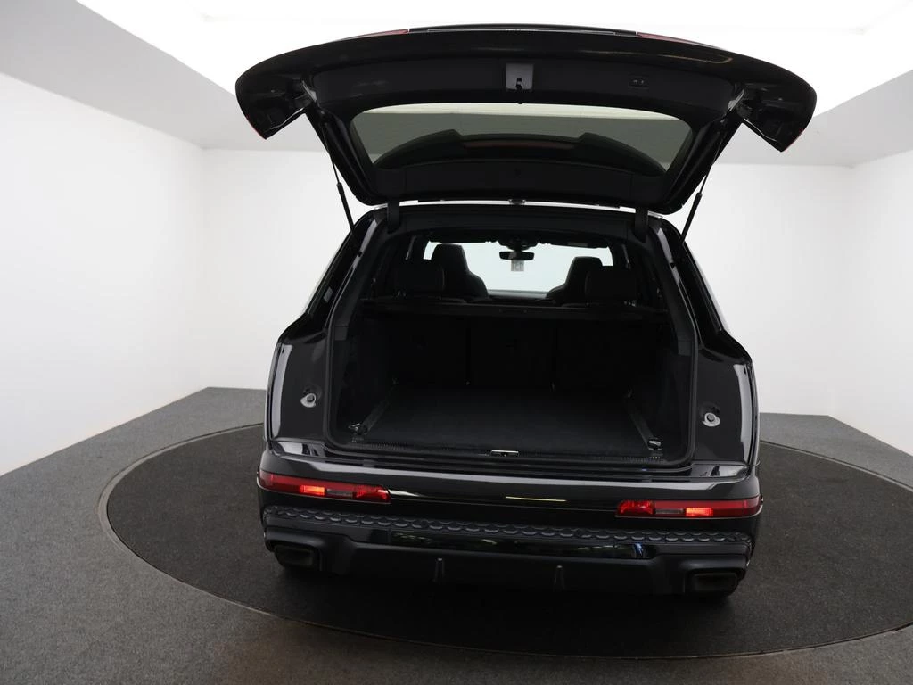 Audi Q7 Audi Q7 SUV PHEV S line 60TFSIe QUATTRO 490PK *AUTOMAAT*PANODAK*TREKHAAK*LEDER*SHADOW*SPORTZETELS*CAMERA*ACC*PDC*NAVI*...*