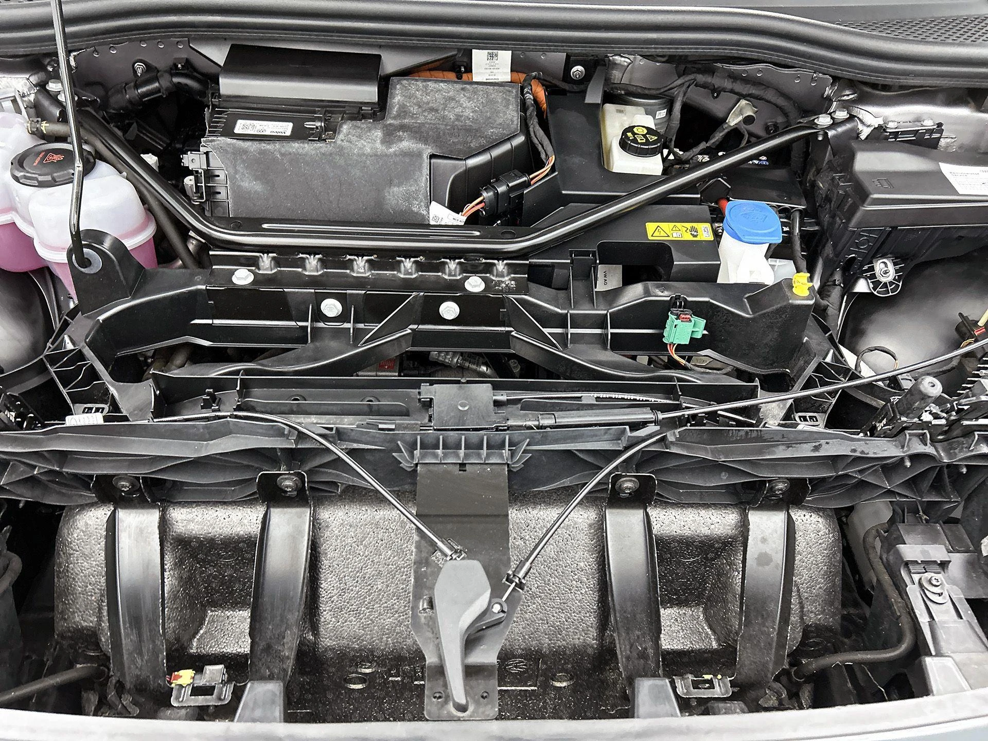 Audi-Q4 e-tron-image-31