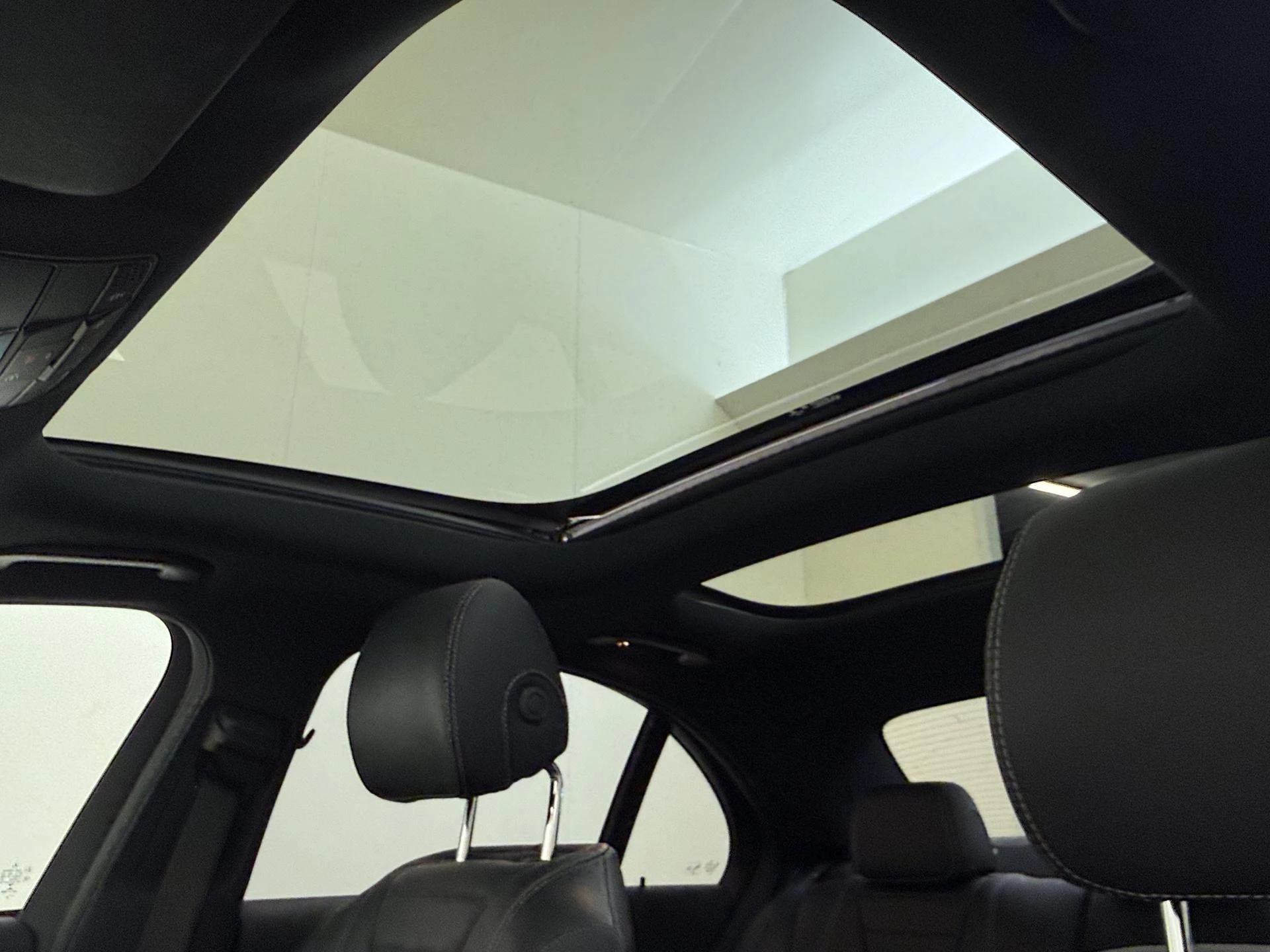 Mercedes-Benz E-Klasse 200 Business Solution AMG