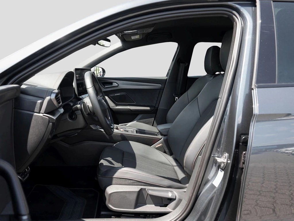 CUPRA Leon Sportstourer 1.5 eTSI DSG /Navi/AHK/LED/RFK
