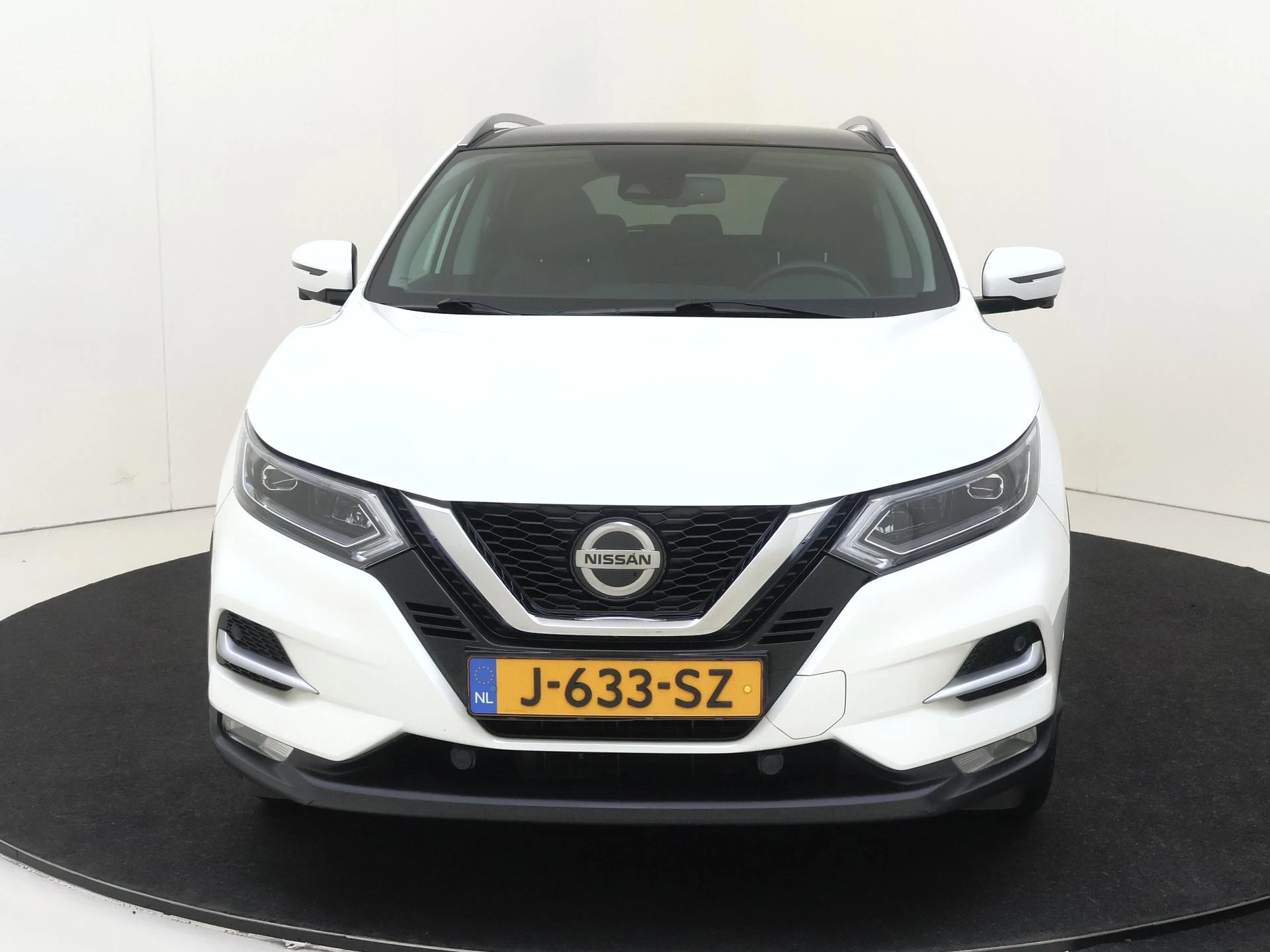 Nissan-QASHQAI-image-7