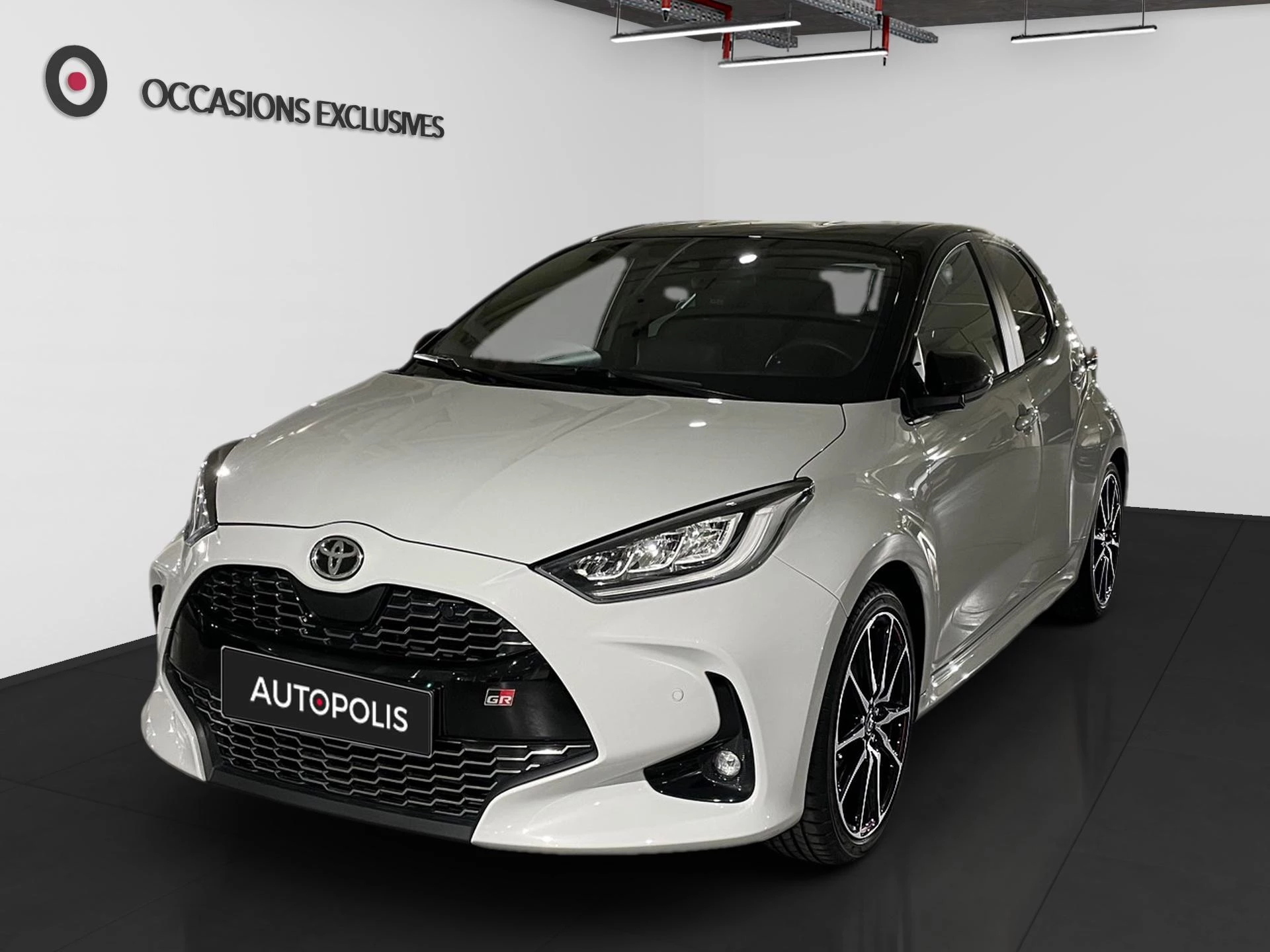 Toyota-Yaris-image-14