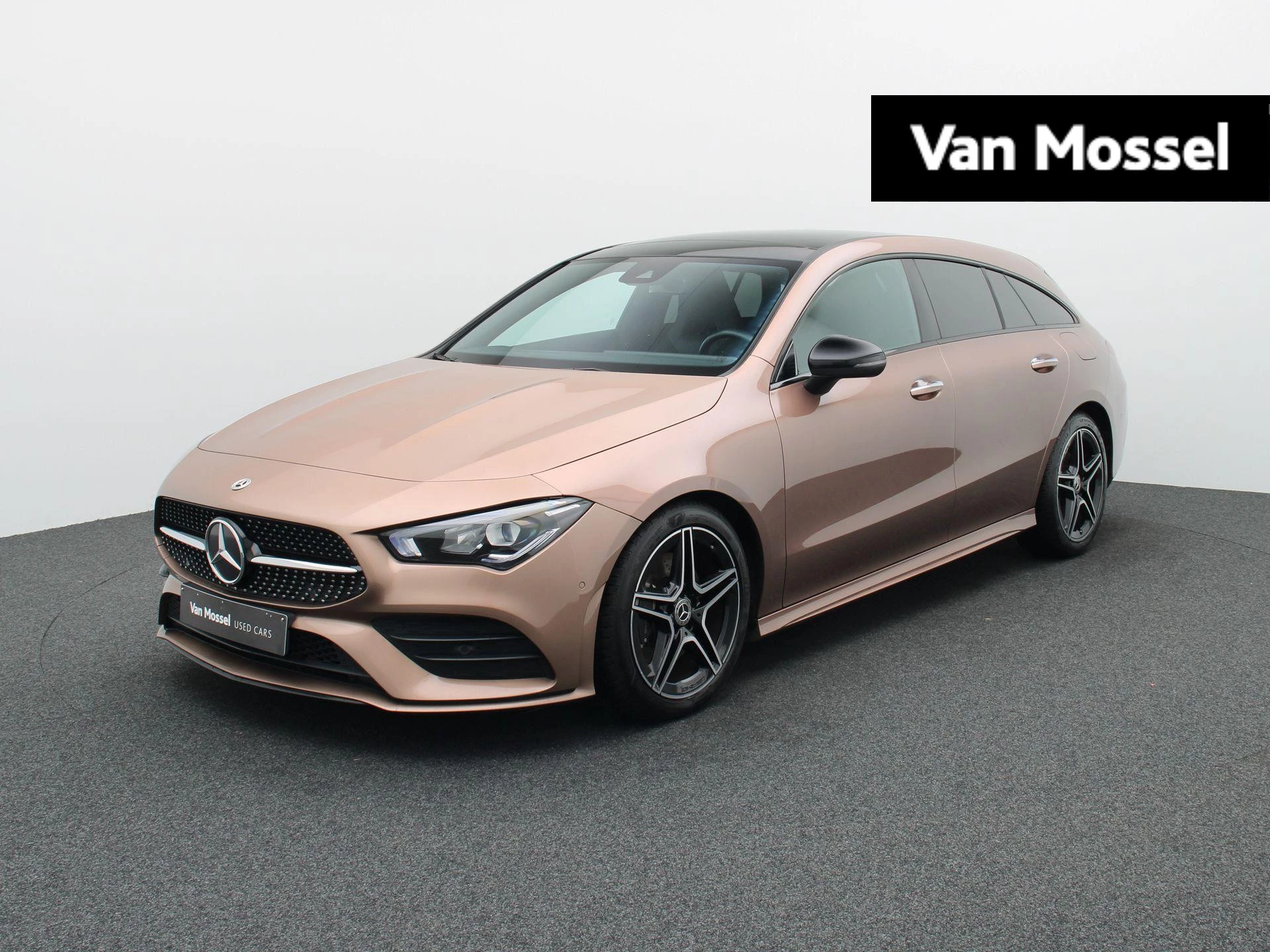 Mercedes-Benz-CLA-image-0
