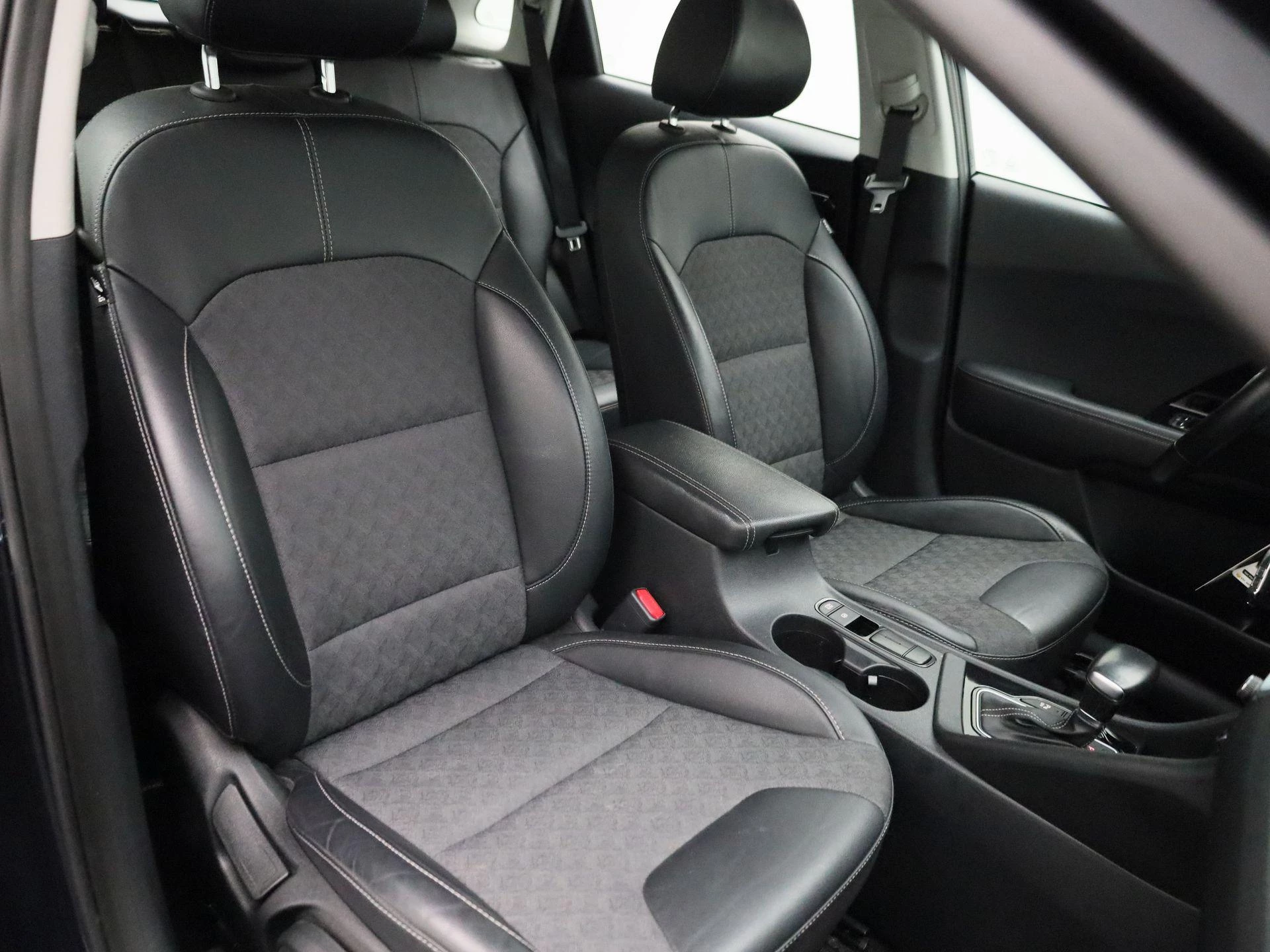 Kia-Niro-image-33