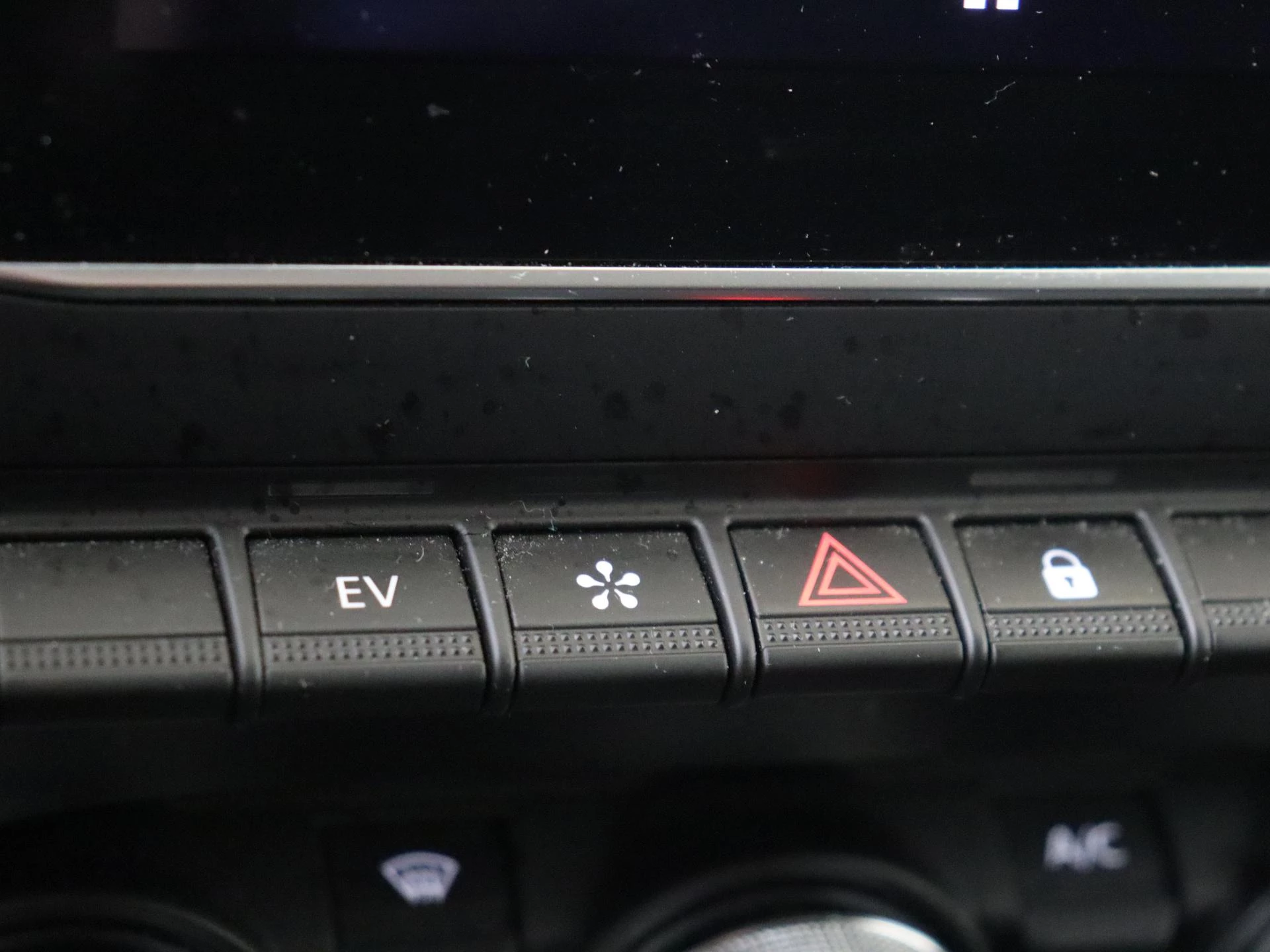 Renault-Captur-image-19