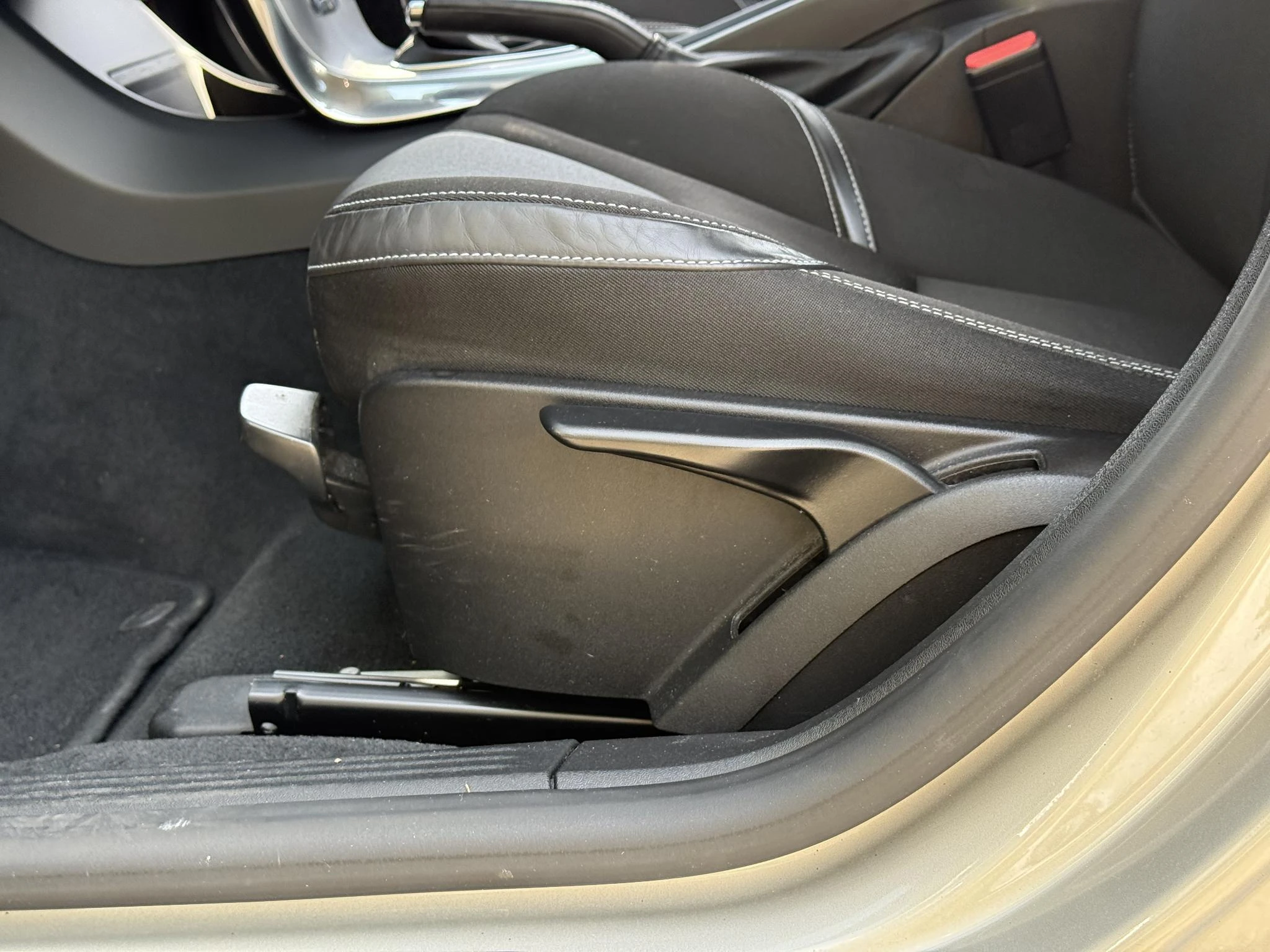 Volvo-V40-image-11