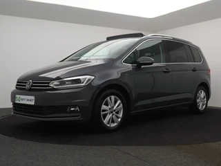 Volkswagen Touran 1.5 TSI Highline Business *AUTOMAAT*PANO DAK*TREKHAAK*7ZITPL*NAVI*BLTH*CRUISE*PDC*...