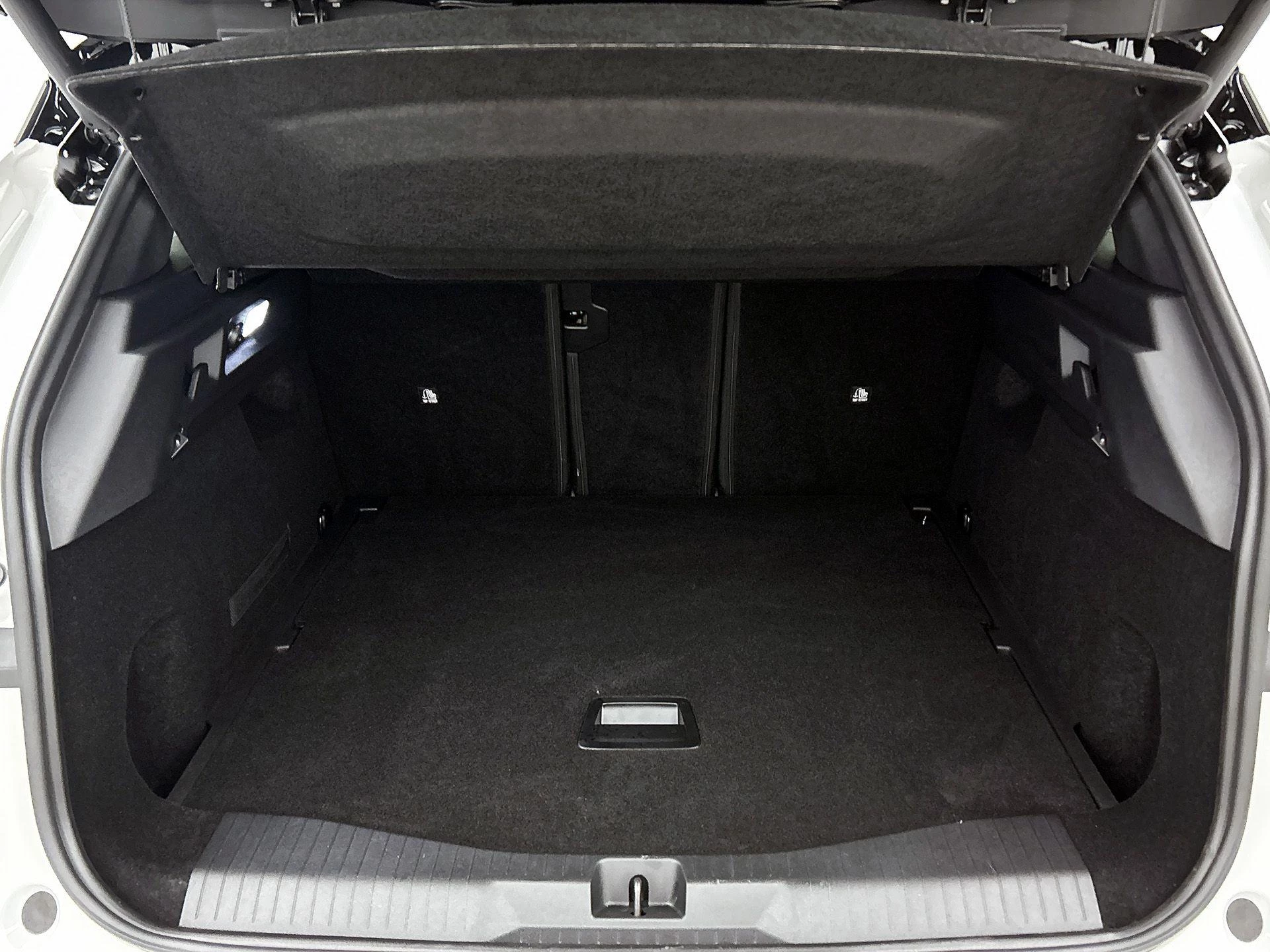 Opel-Grandland-image-31