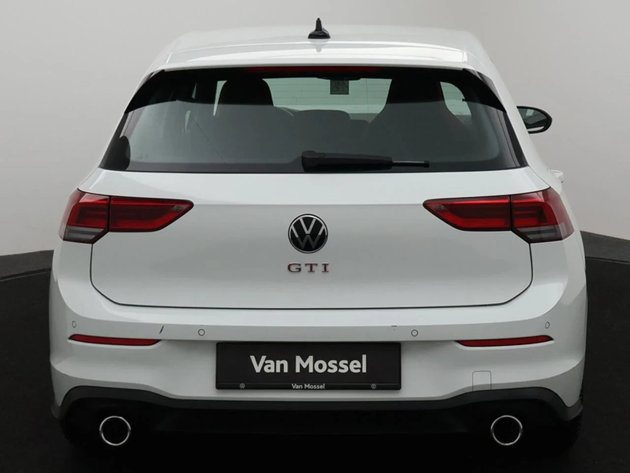Volkswagen-Golf-image-12