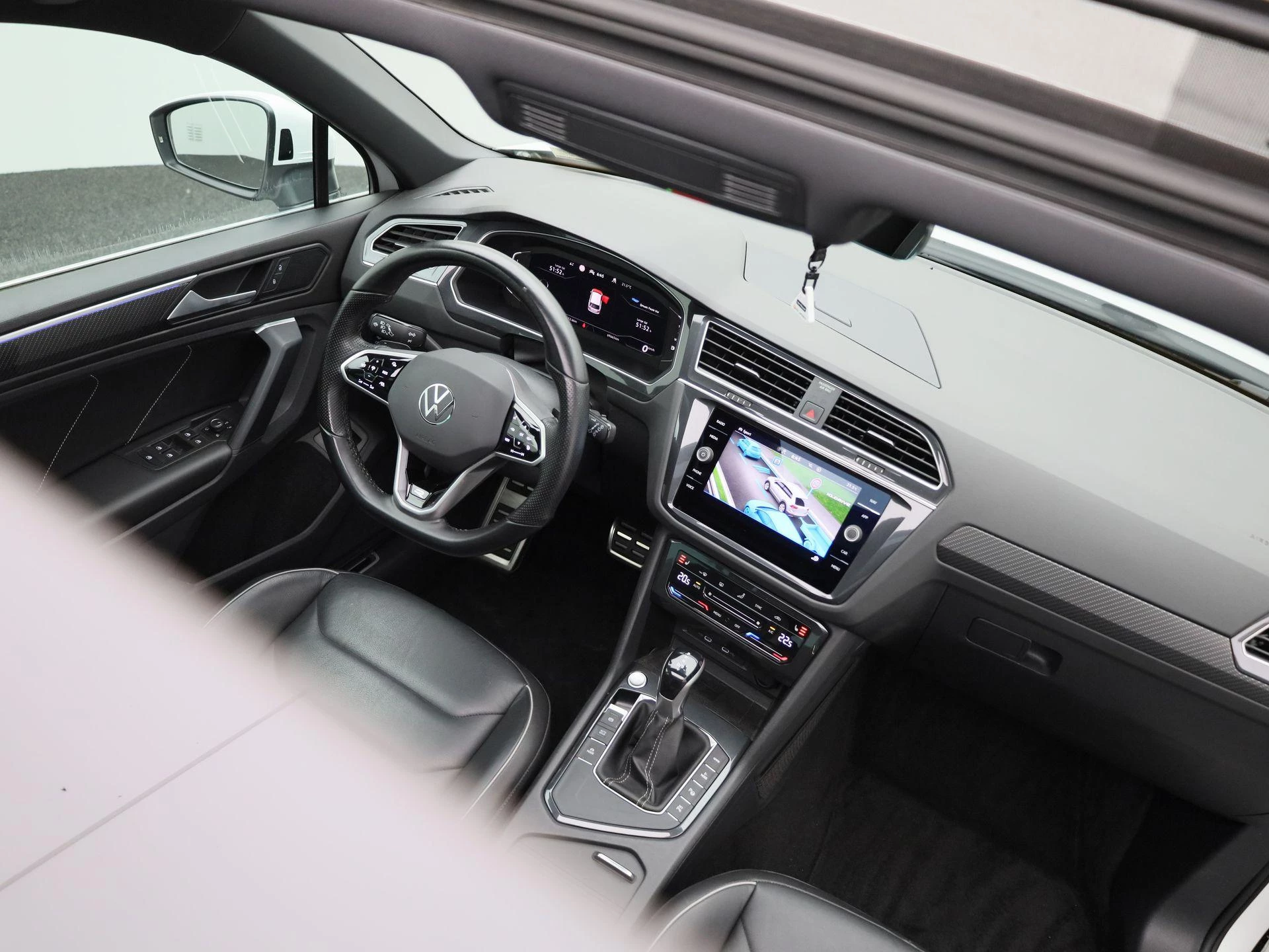 Volkswagen-Tiguan-image-42