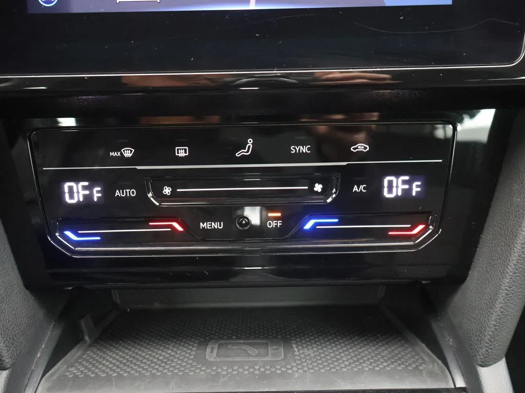 Volkswagen-Passat-image-24