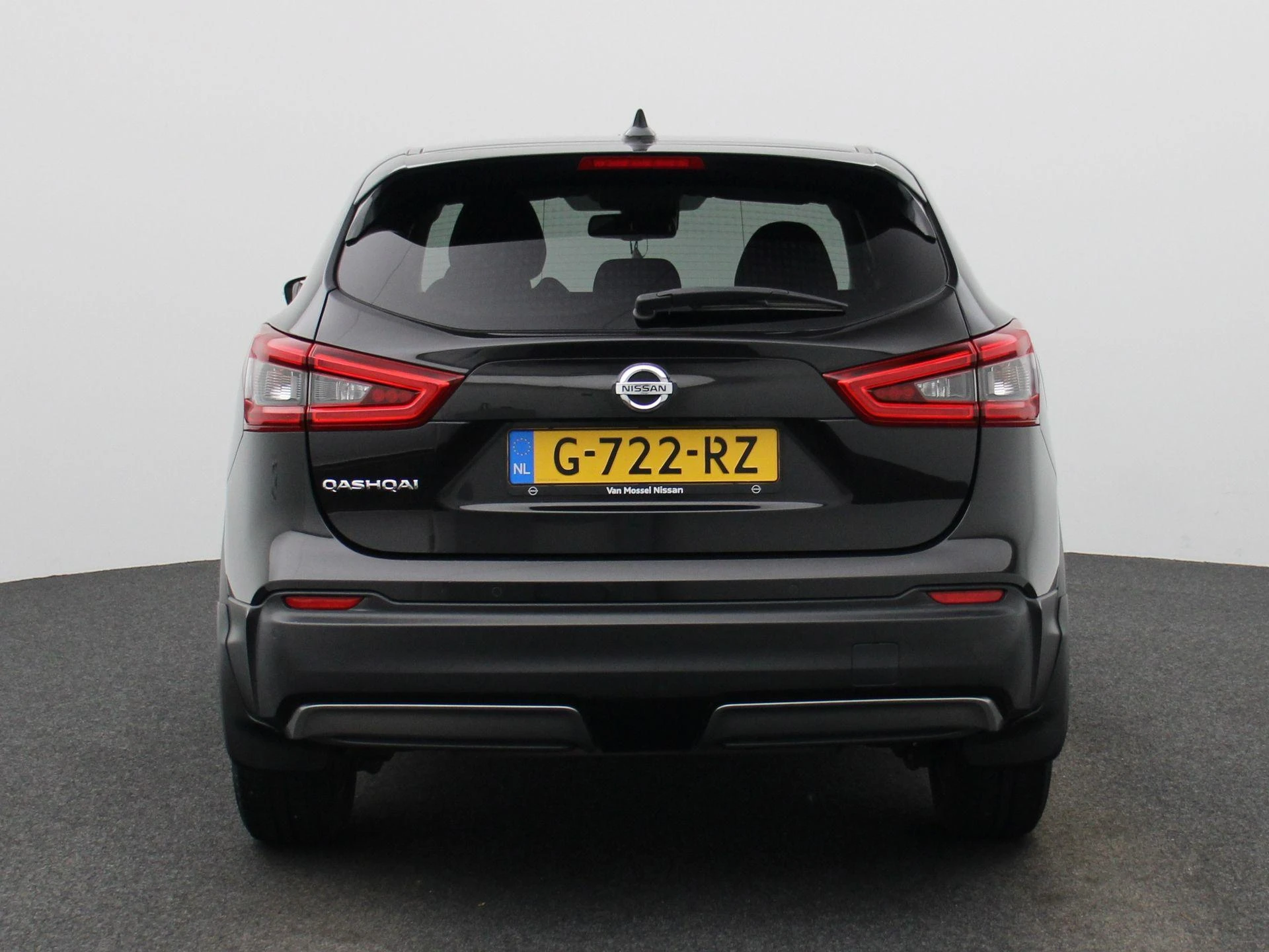 Nissan-QASHQAI-image-4