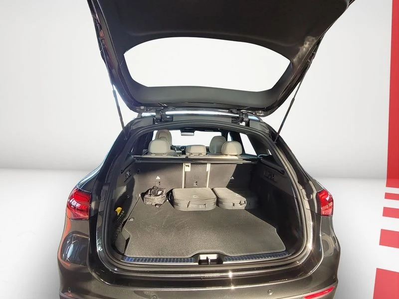Mercedes-Benz-GLC 300 de-image-10