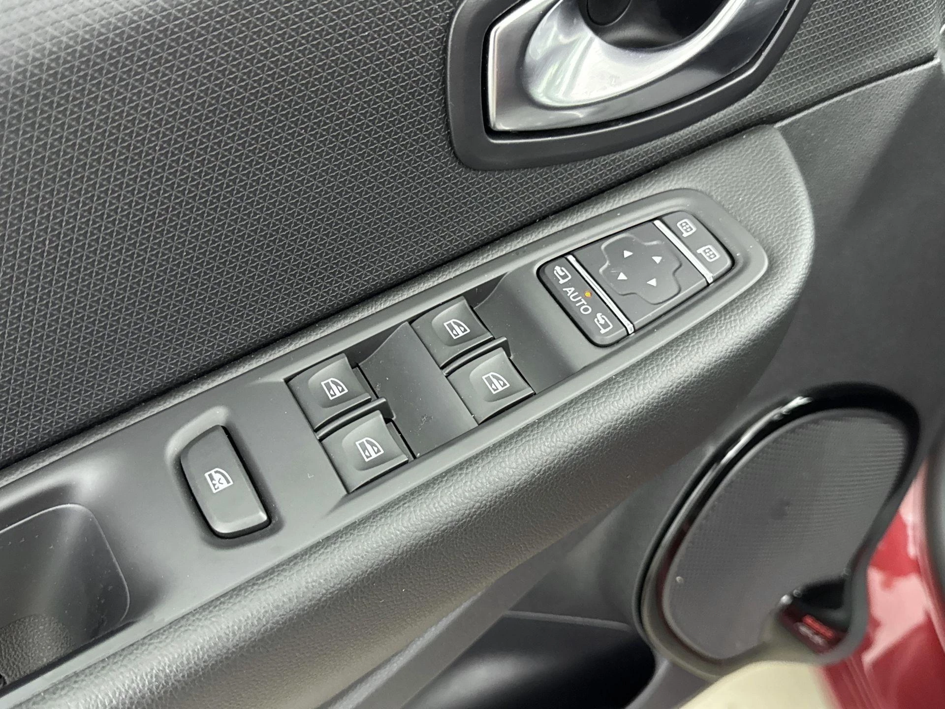 Renault-Clio-image-19