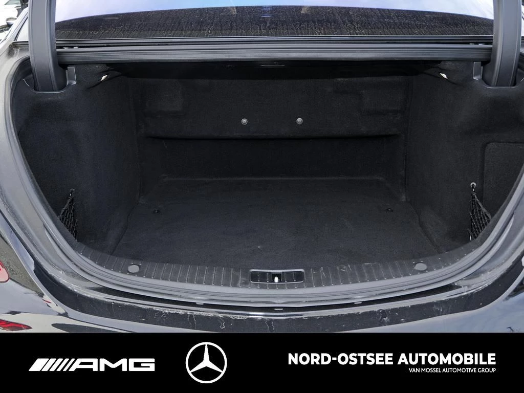 Mercedes-Benz-S-Klasse-image-12