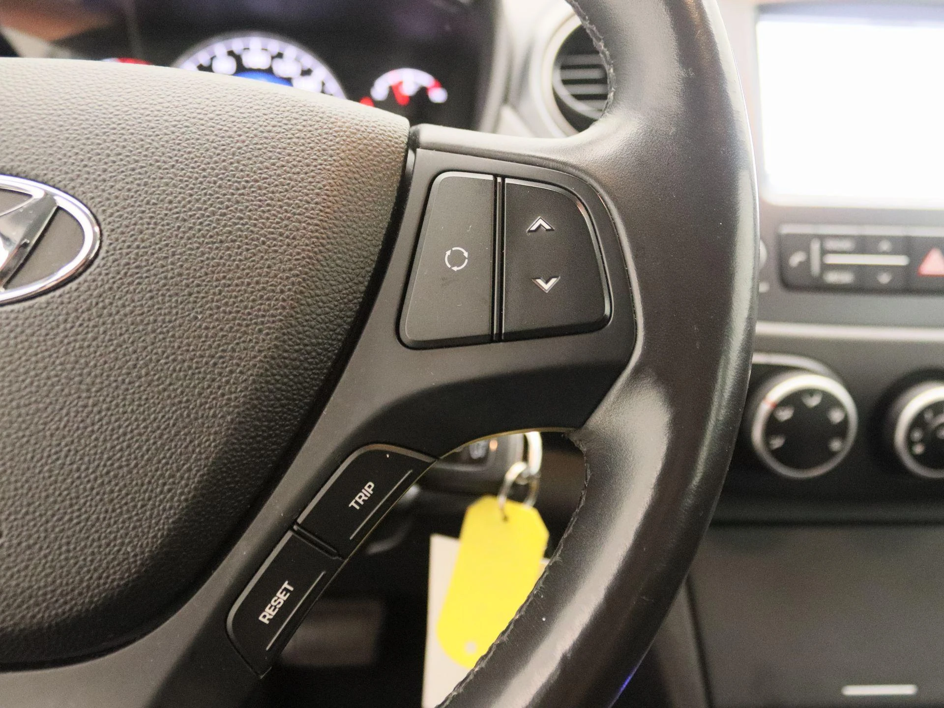 Hyundai-i10-image-16