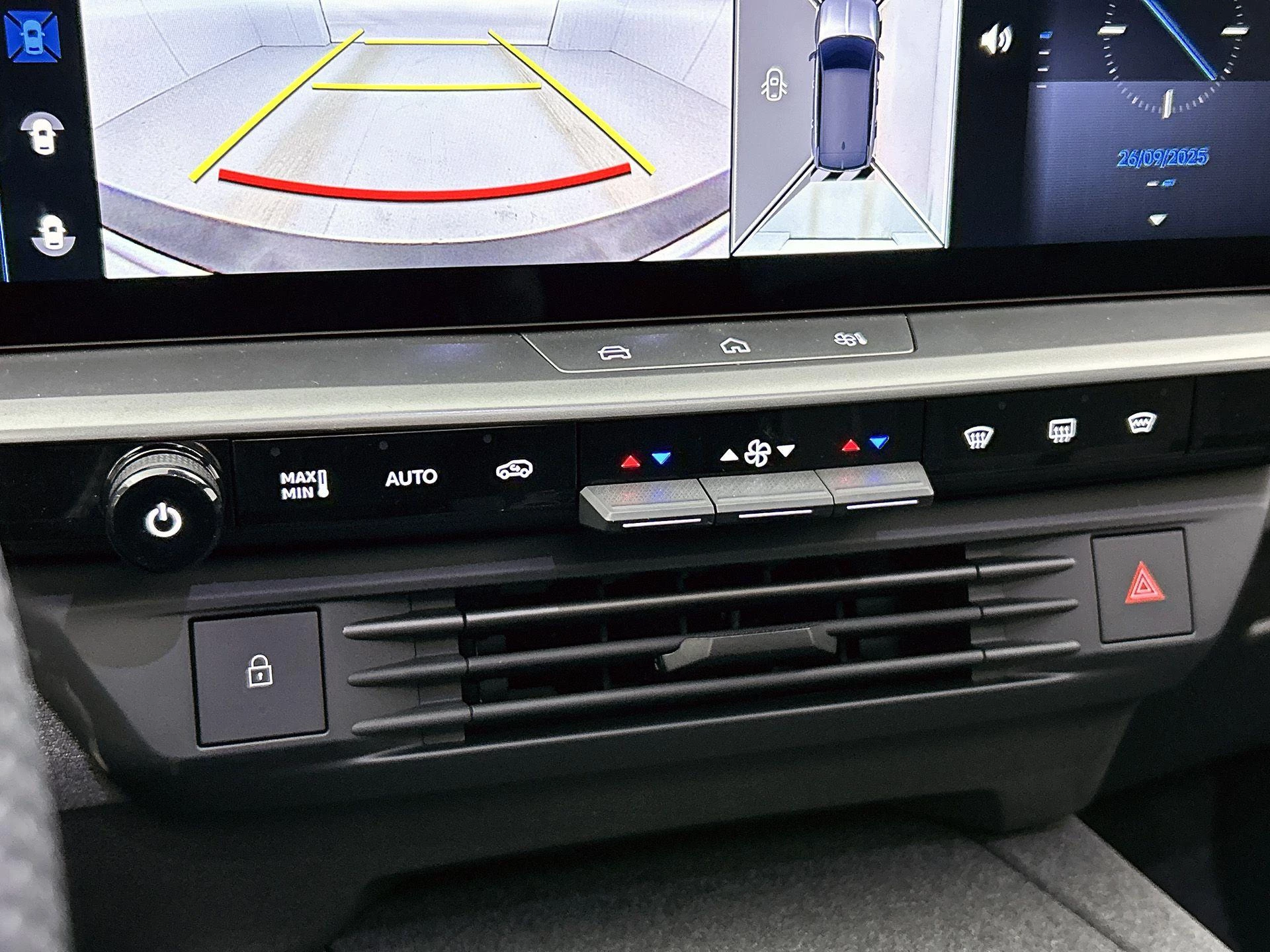 Opel-Grandland-image-22