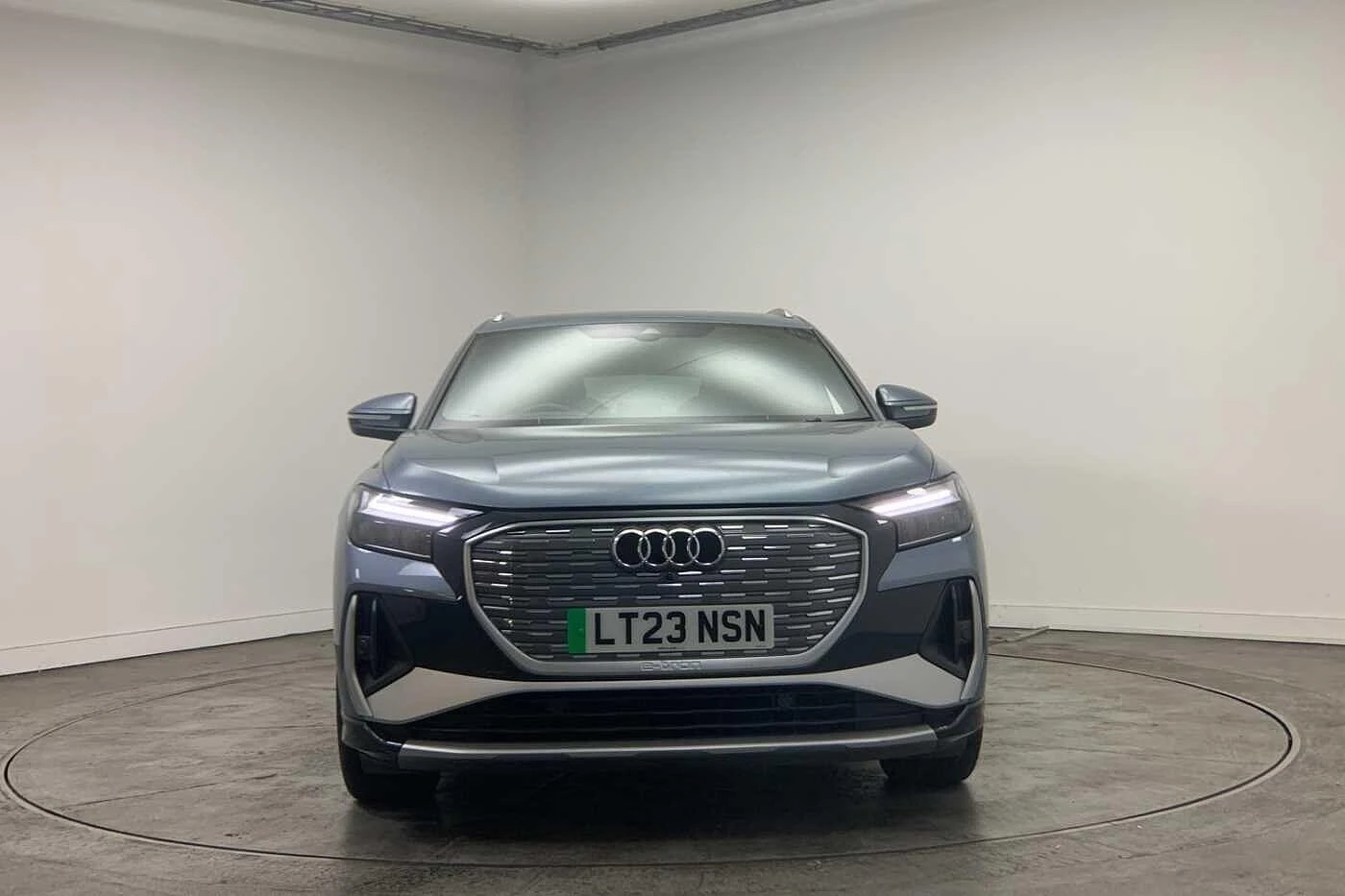 Audi-Q4 e-tron-image-6