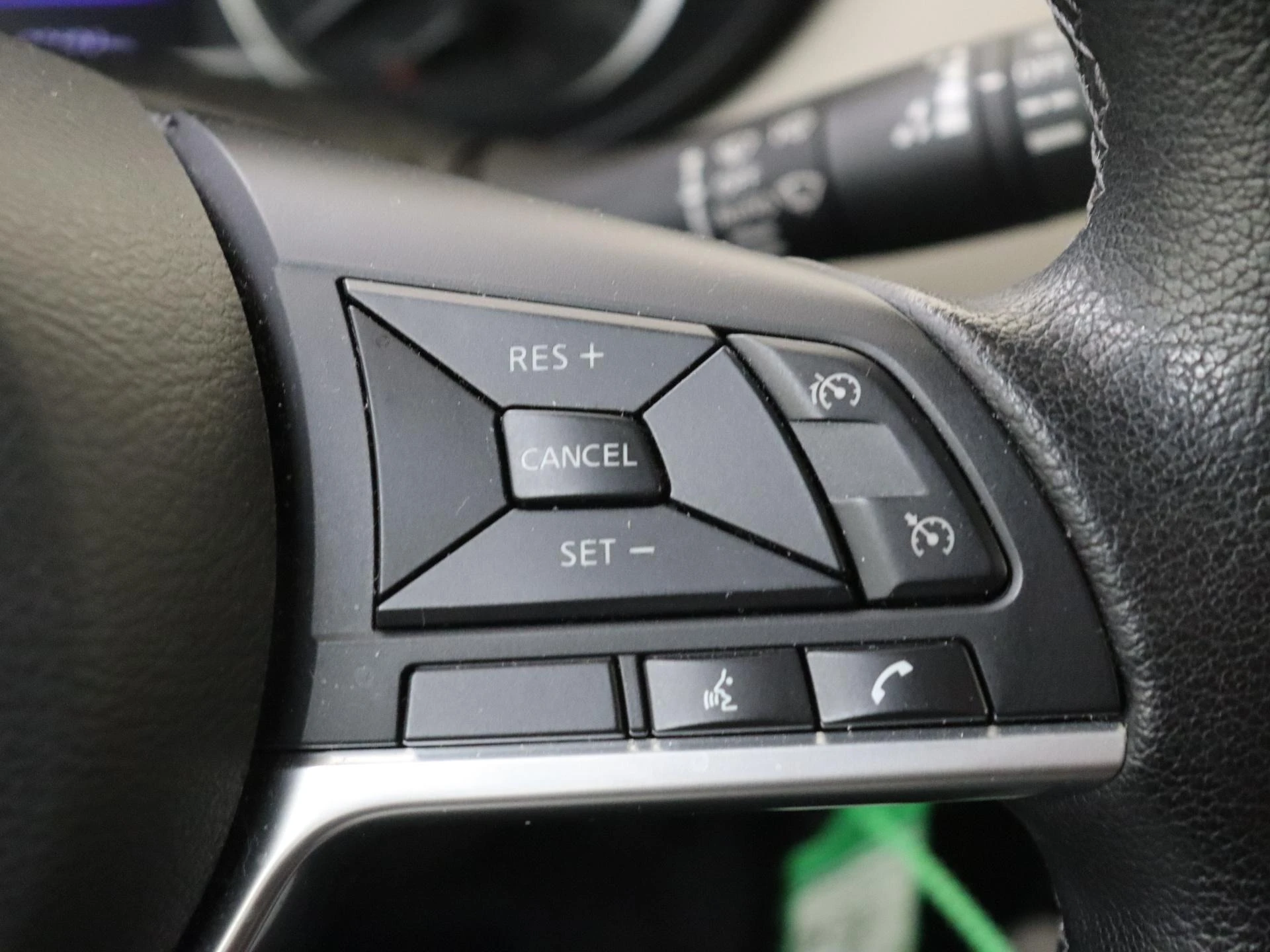 Nissan-Micra-image-12