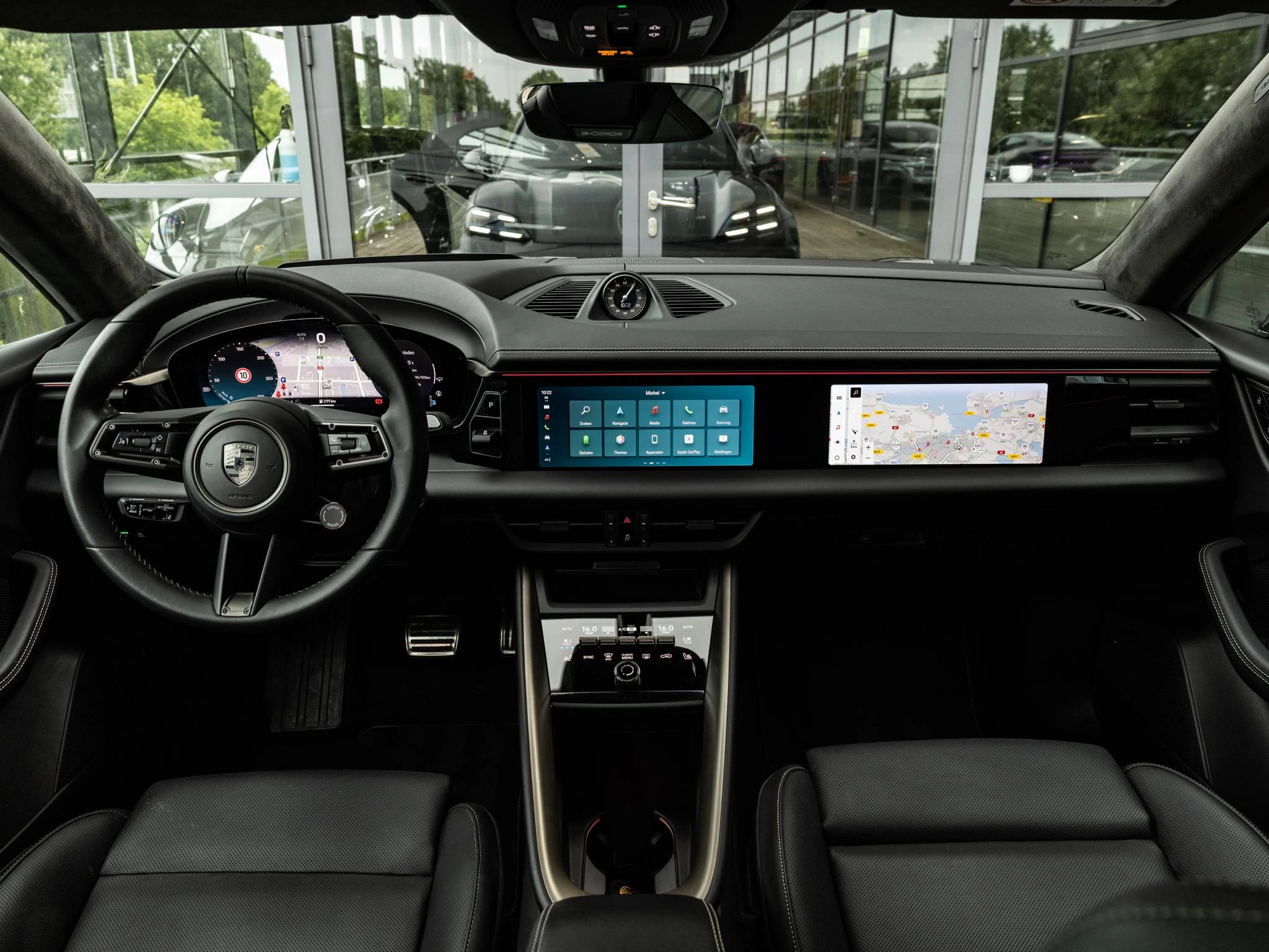 Porsche Macan Turbo 100 kWh