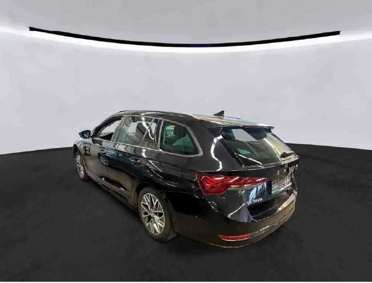 Škoda Octavia Combi 2.0 TDI DSG Tour Navi, AHK
