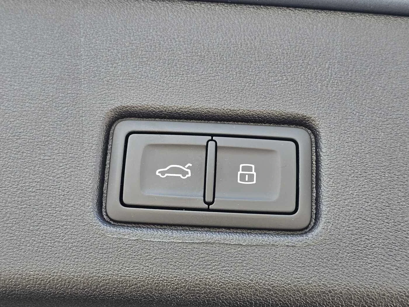 Audi-Q4 e-tron-image-29