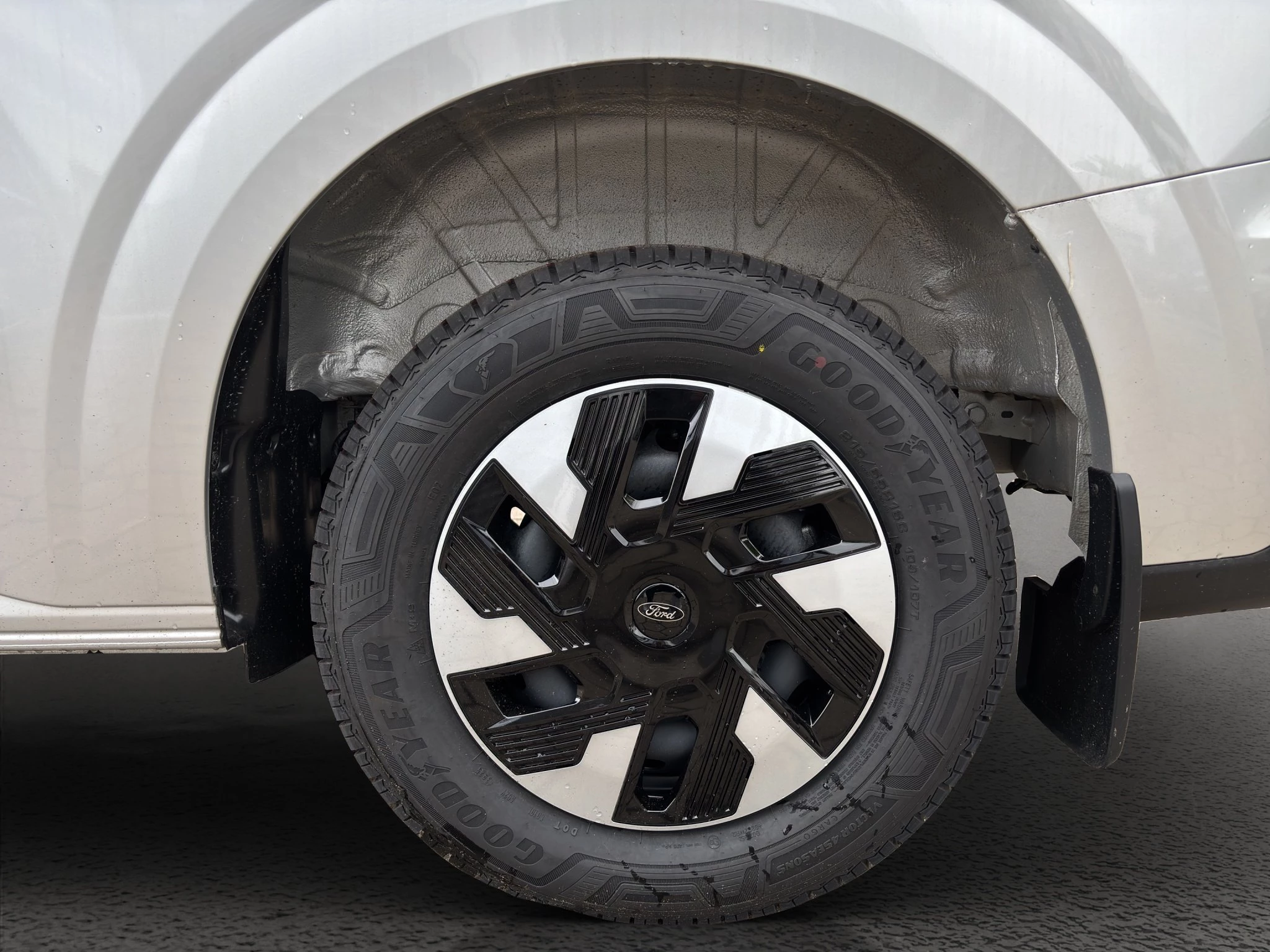 Ford Transit Custom Trend Service-Line PHEV 320 L1 *Aktion inkl. Macher Prämie bis 30.06.2026*