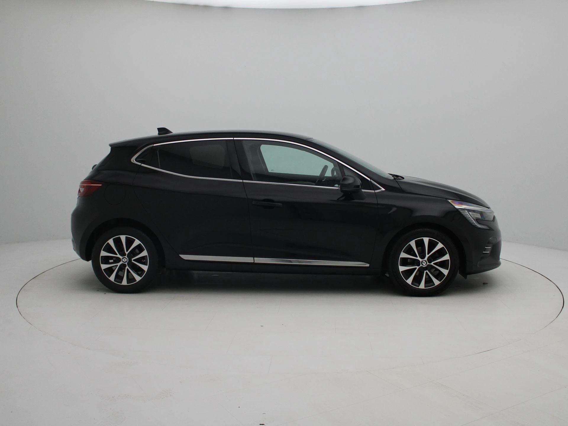 Renault-Clio-image-5