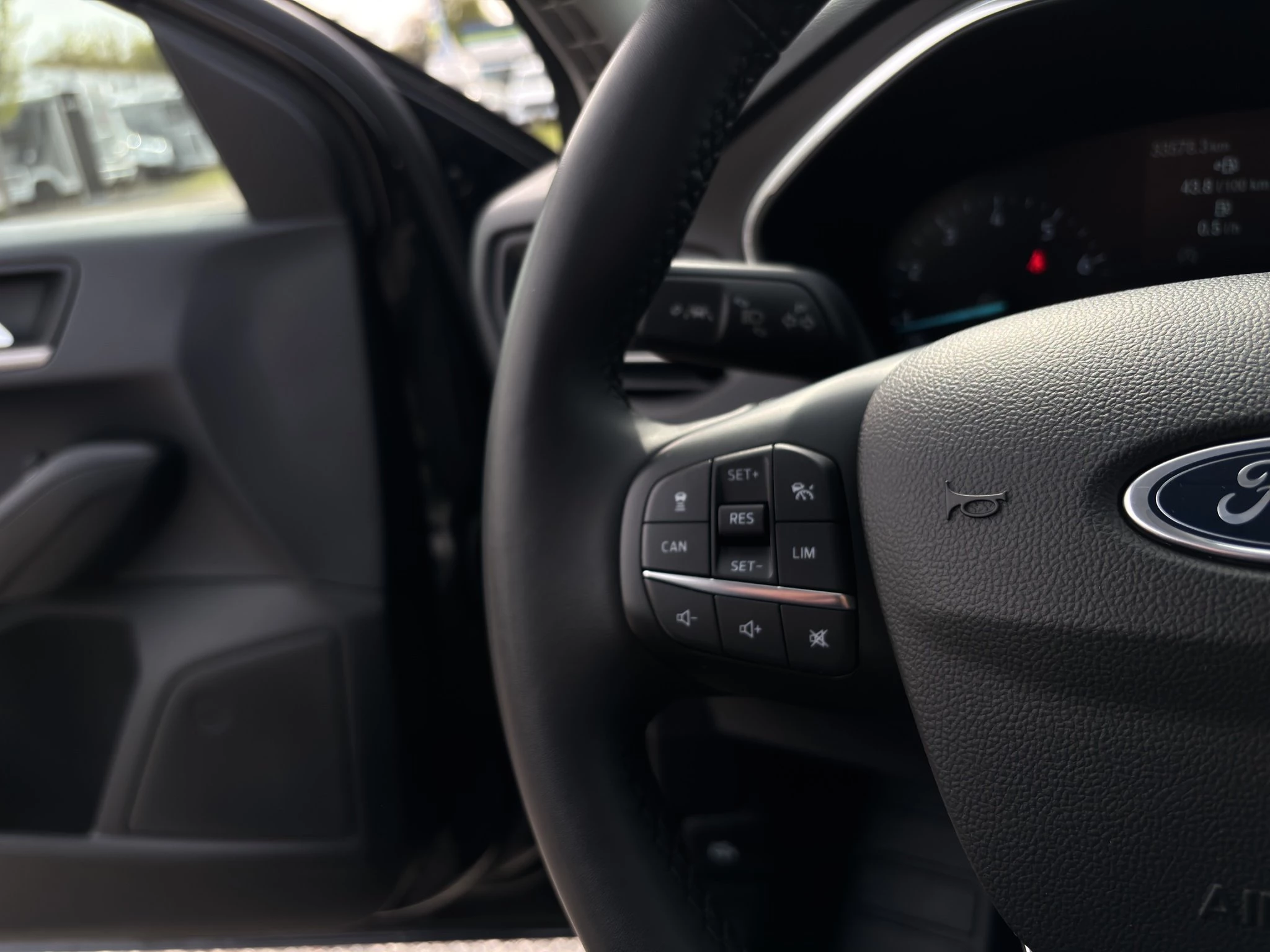 Ford Focus 1.0 EcoBoost Mild-Hyb. | ACC | ESA | WI-PKT