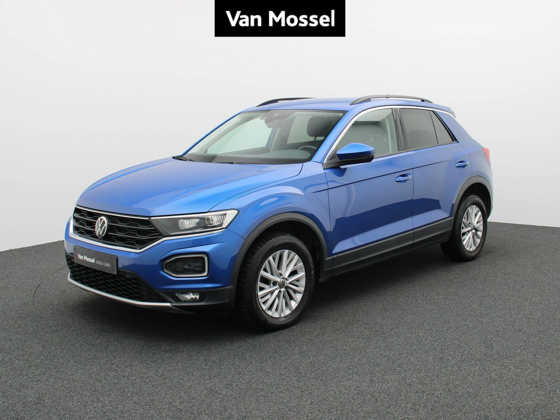 Volkswagen-T-Roc-image-0