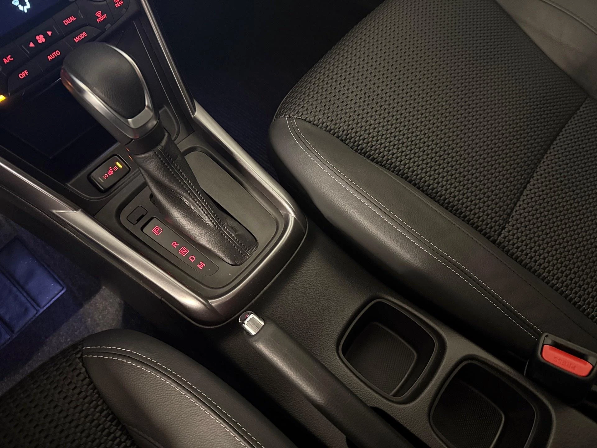 Suzuki-S-Cross-image-9