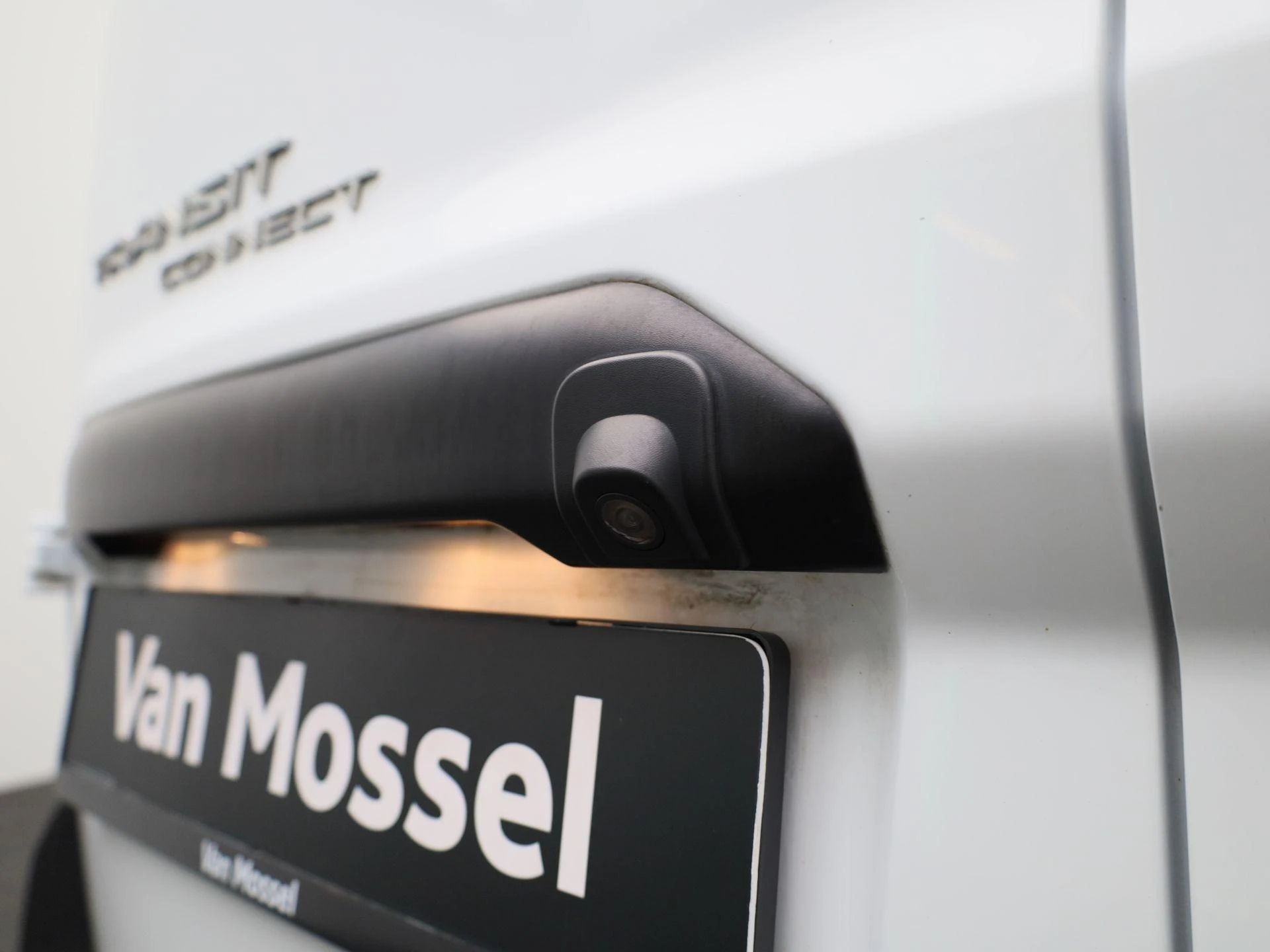 Ford-Transit Connect-image-40