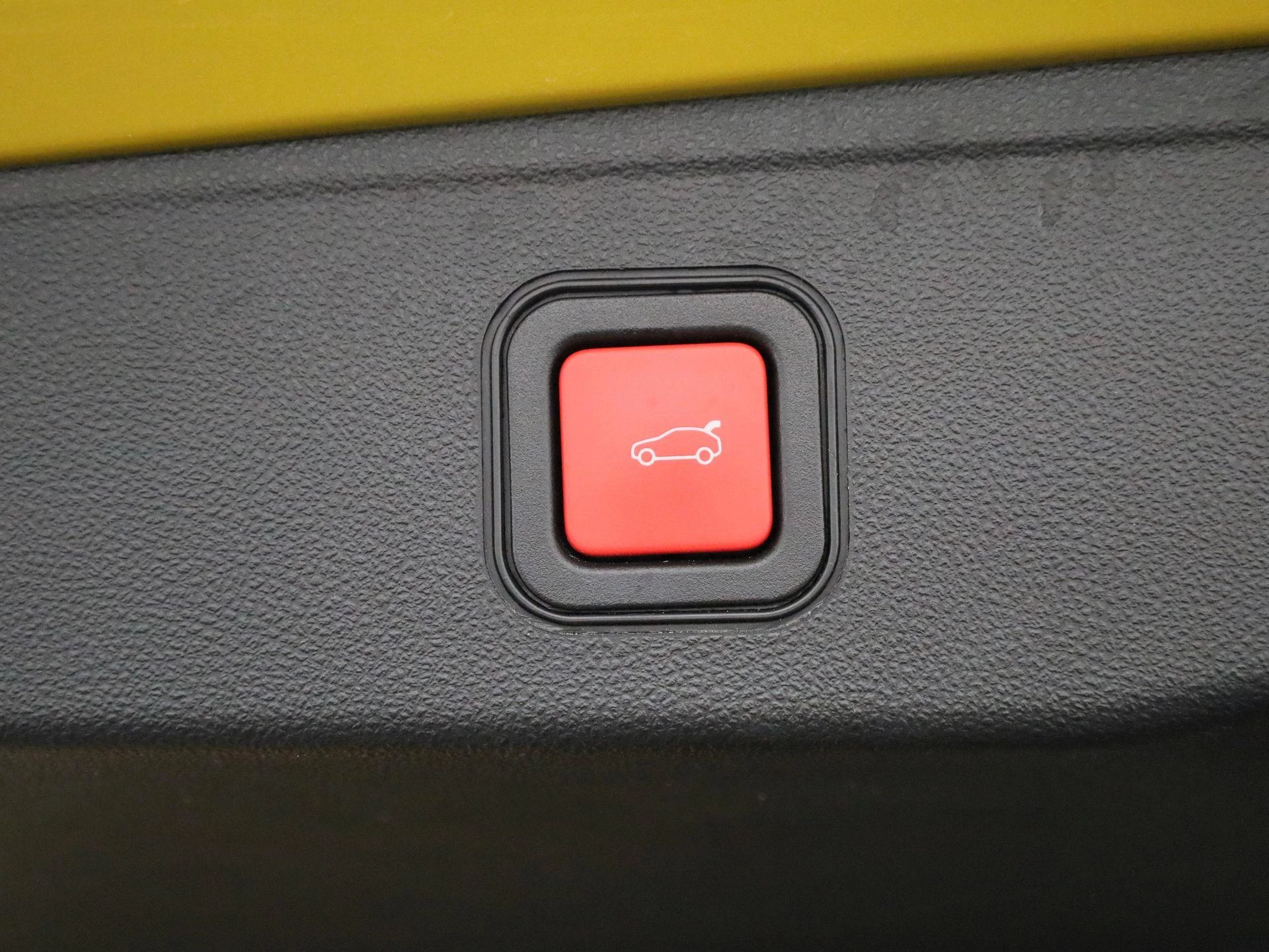 Jeep-Avenger-image-11