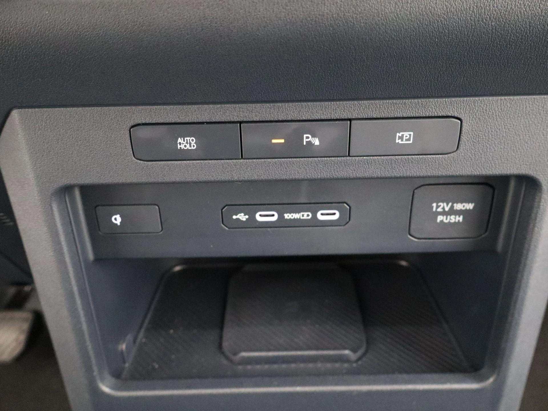 Kia-PV5-image-19