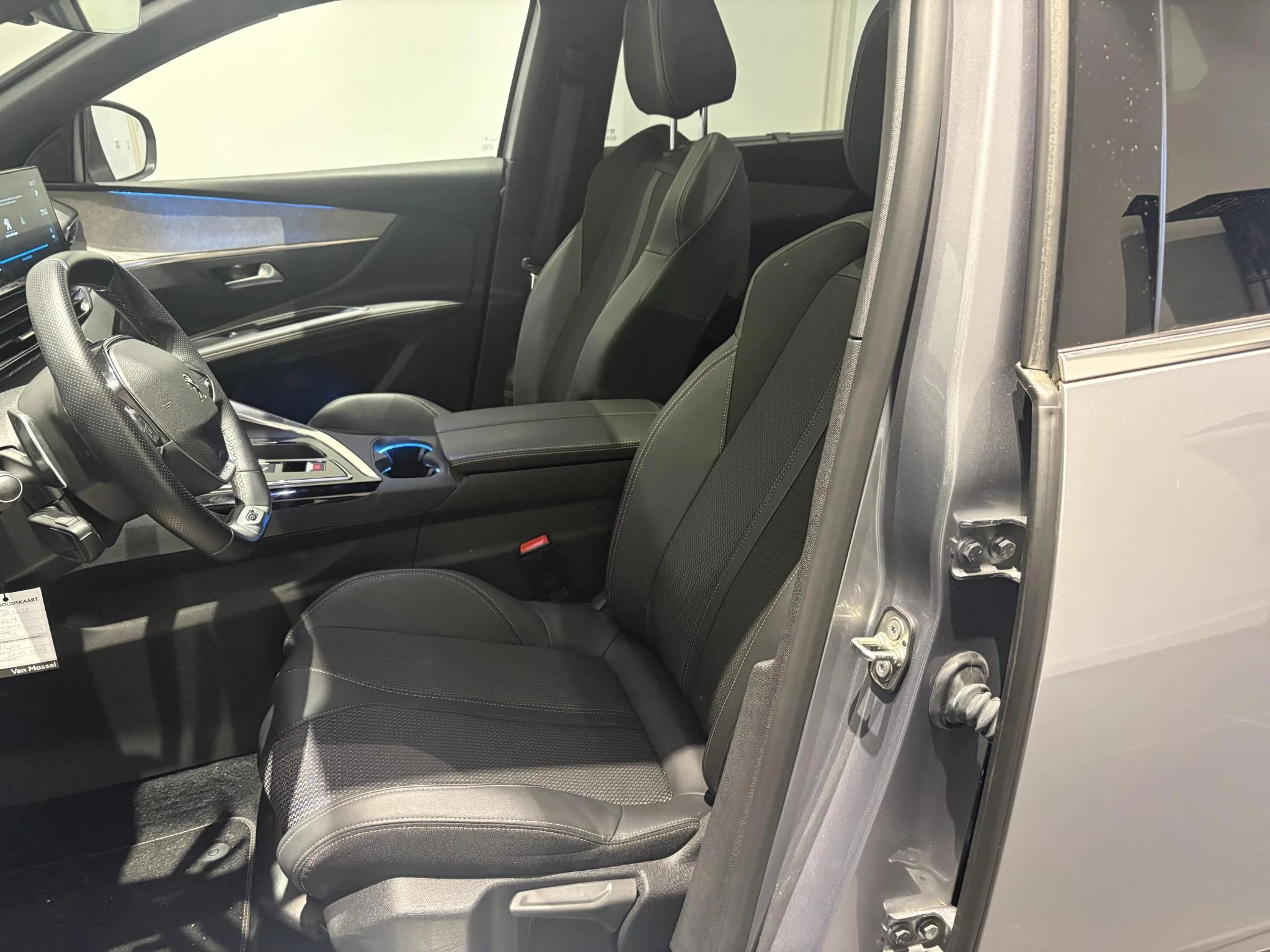 Peugeot-5008-image-17