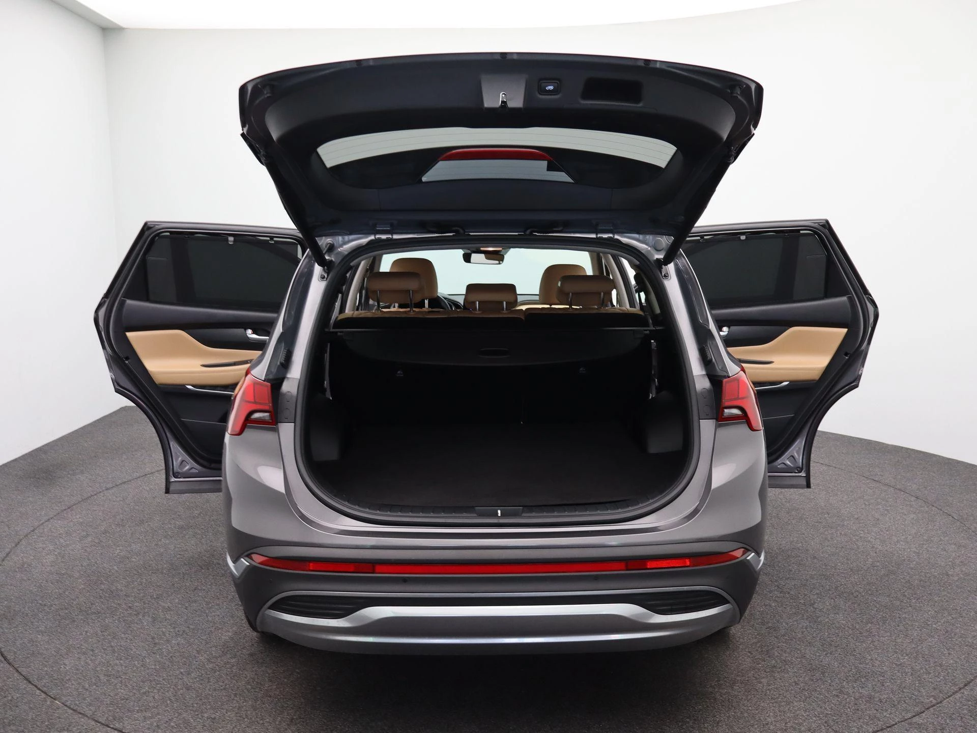 Hyundai-Santa Fe-image-14