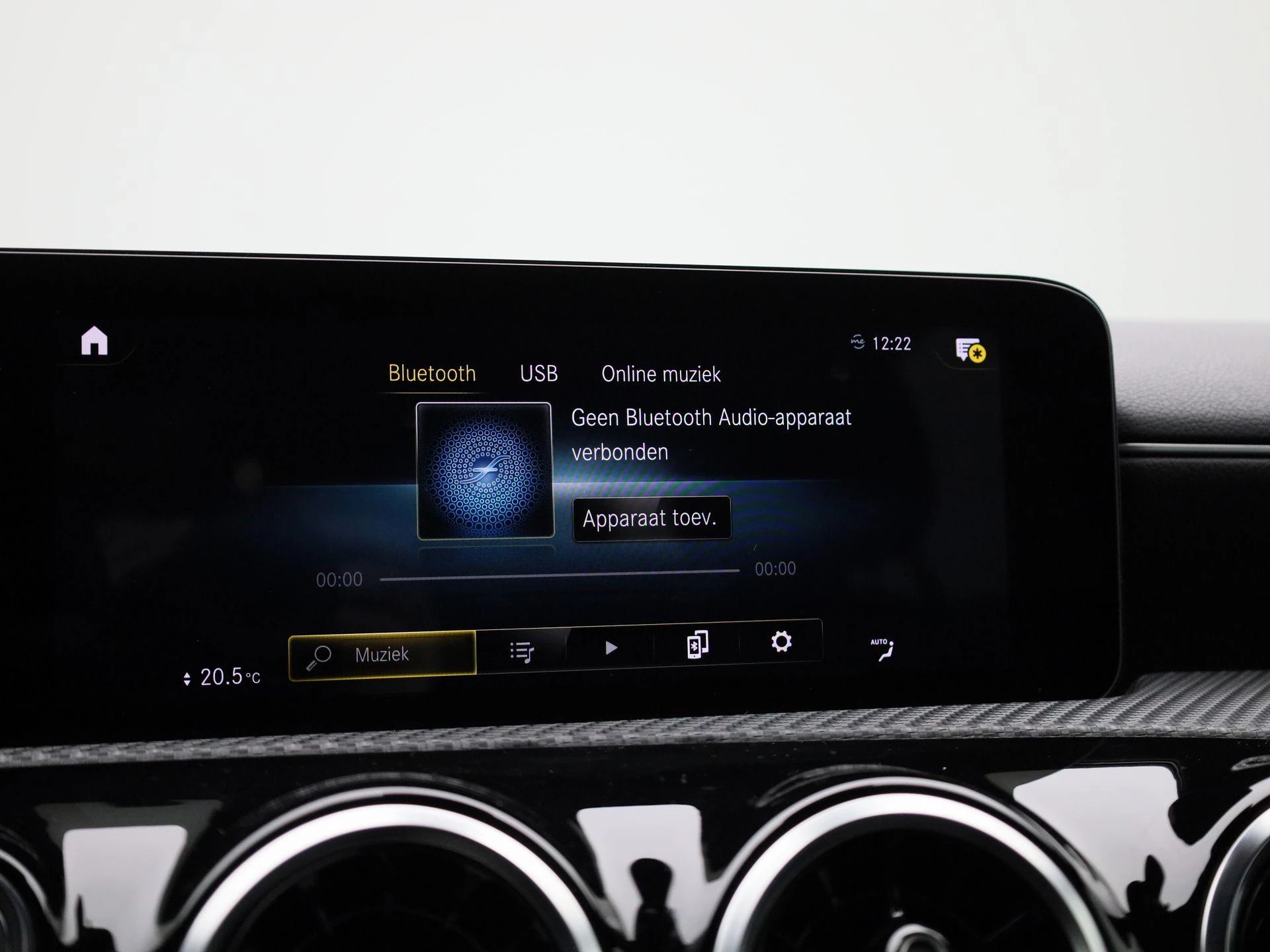 Mercedes-Benz-A-Klasse-image-18