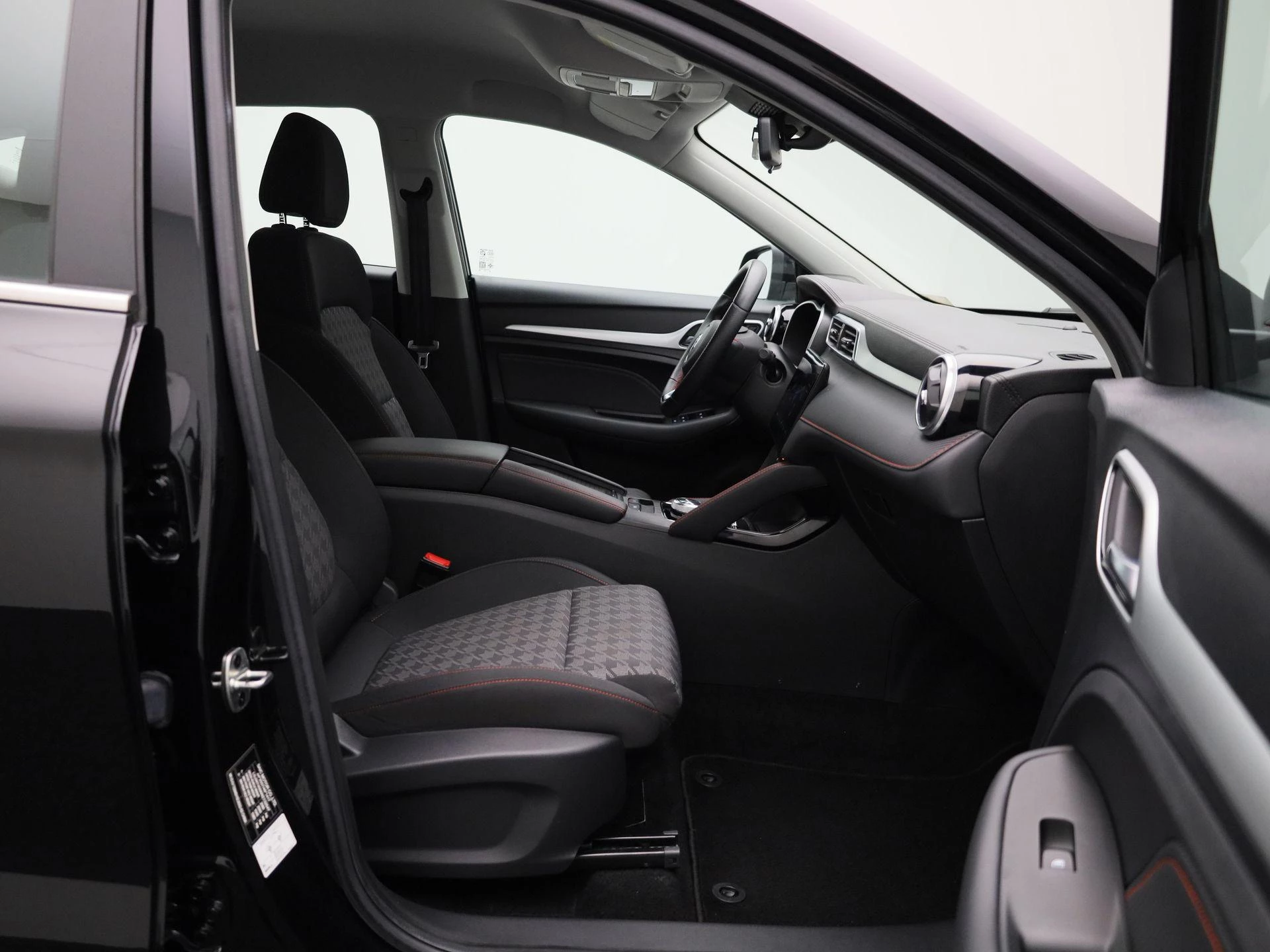 MG-ZS EV-image-36
